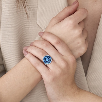 Hover Image of GIA Collection category