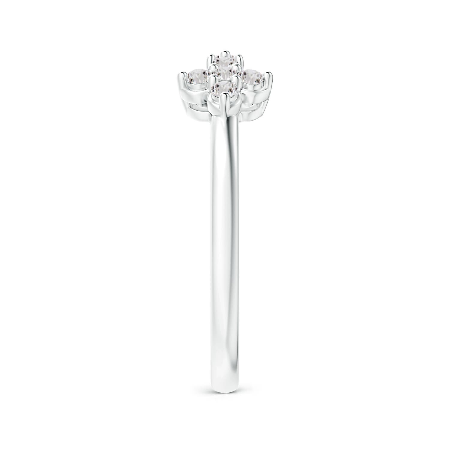 I-J, I1-I2 / 0.21 CT / 14 KT White Gold