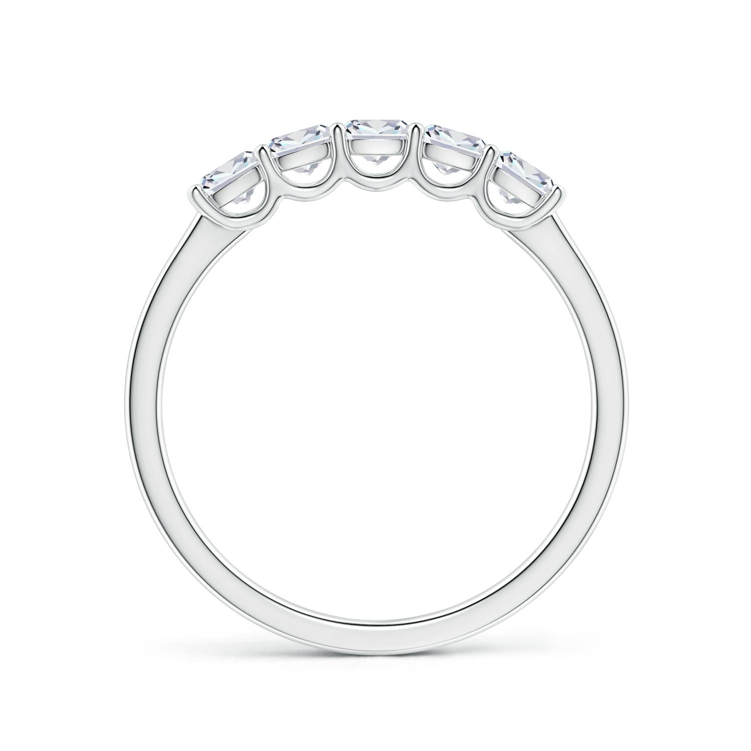 G, VS2 / 0.8 CT / 14 KT White Gold