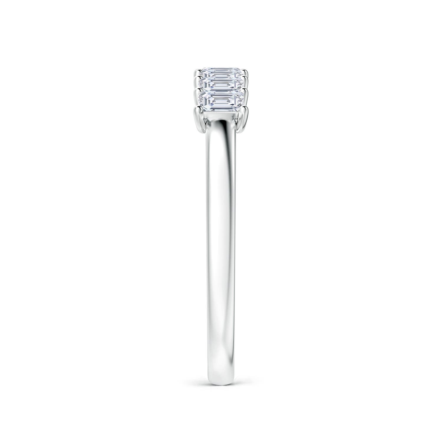 F-G, VS / 0.63 CT / 14 KT White Gold