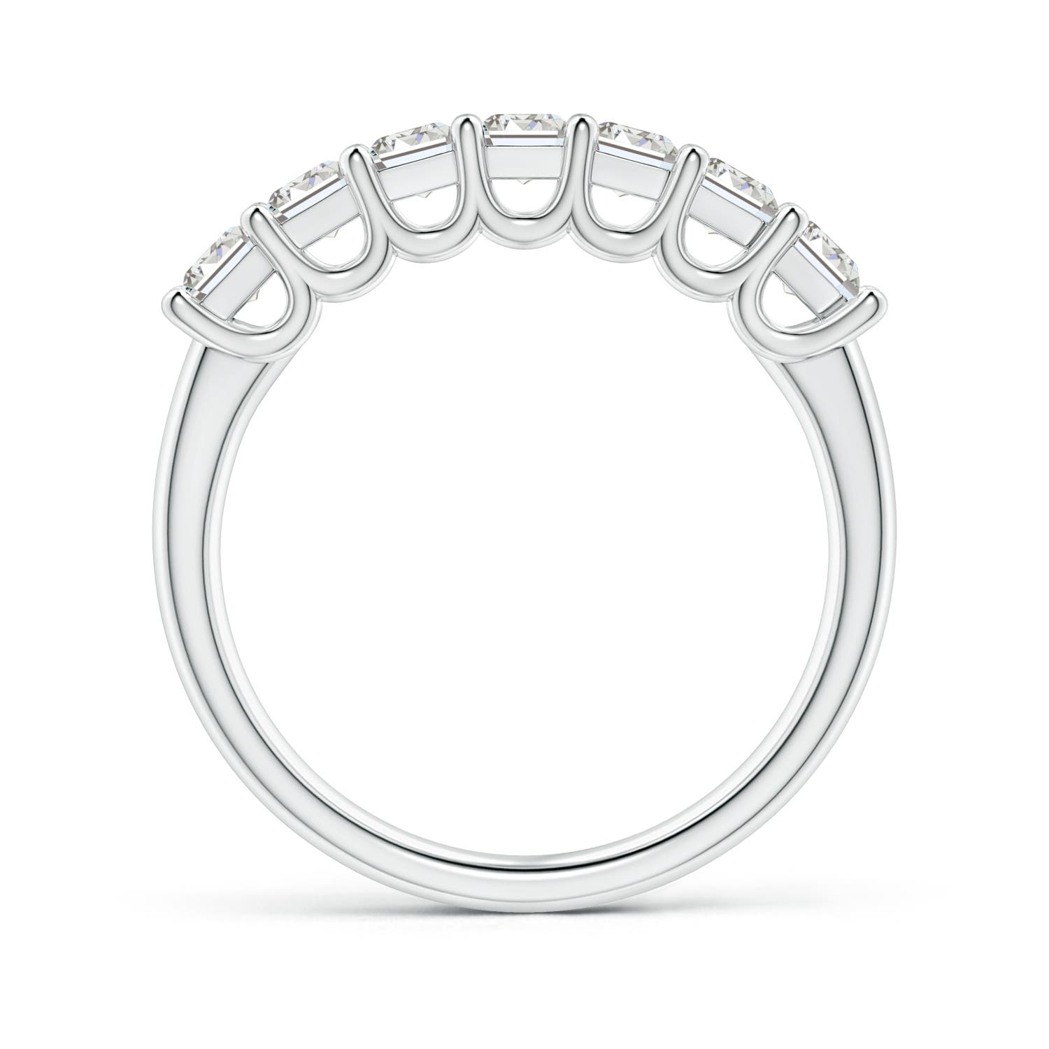 I-J, I1-I2 / 2.24 CT / 14 KT White Gold