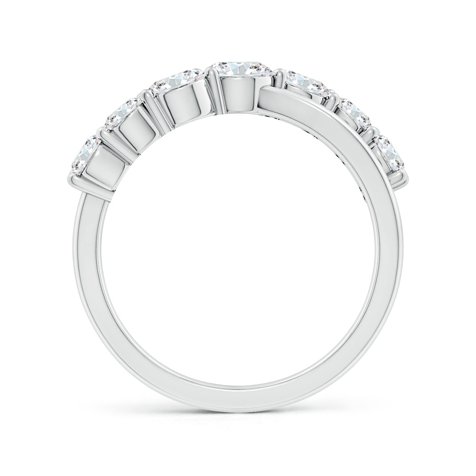 4.25mm GVS2 Graduated Round Diamond Broad Fashion Band in P950 Platinum side 199