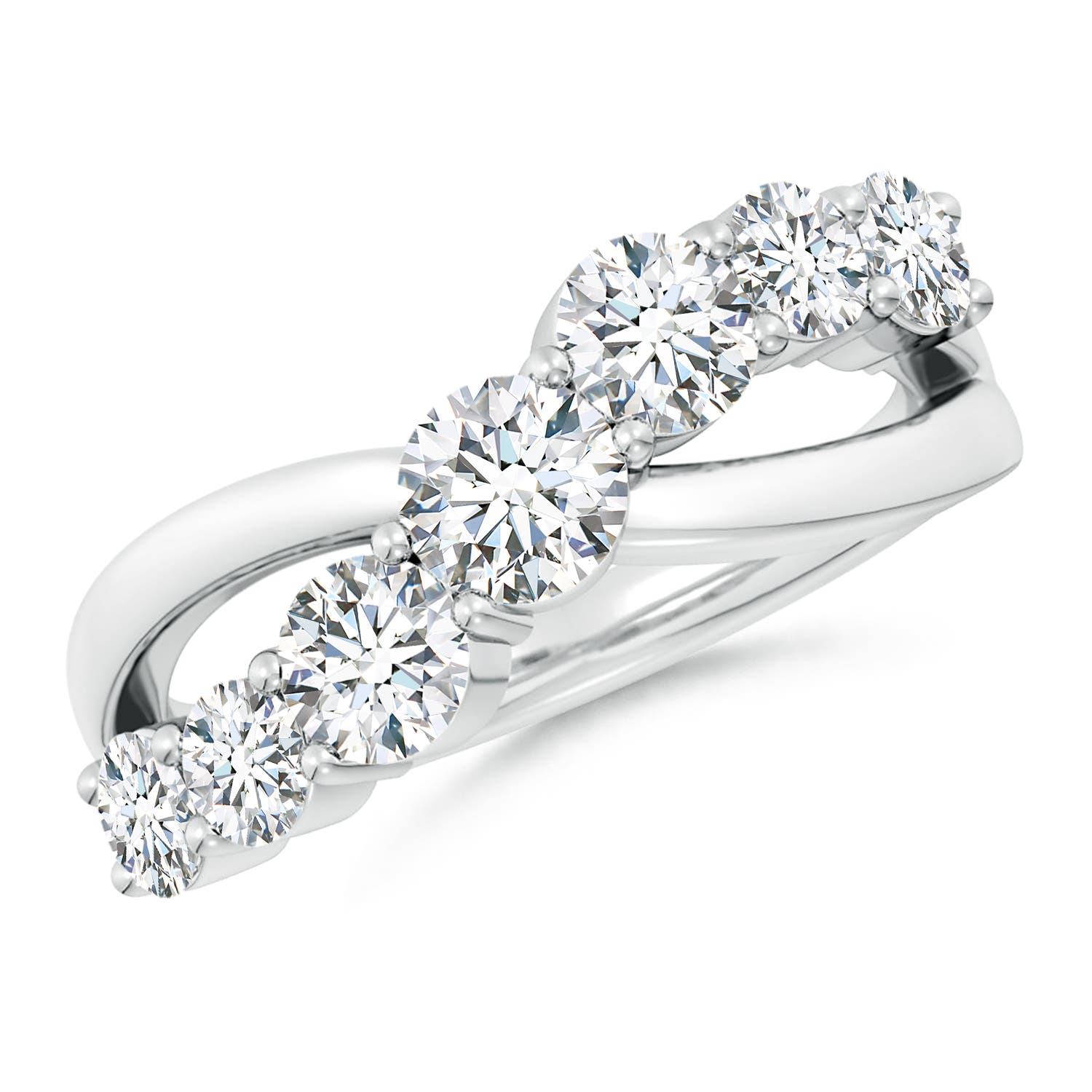 4.5mm GVS2 Graduated Round Diamond Broad Fashion Band in P950 Platinum