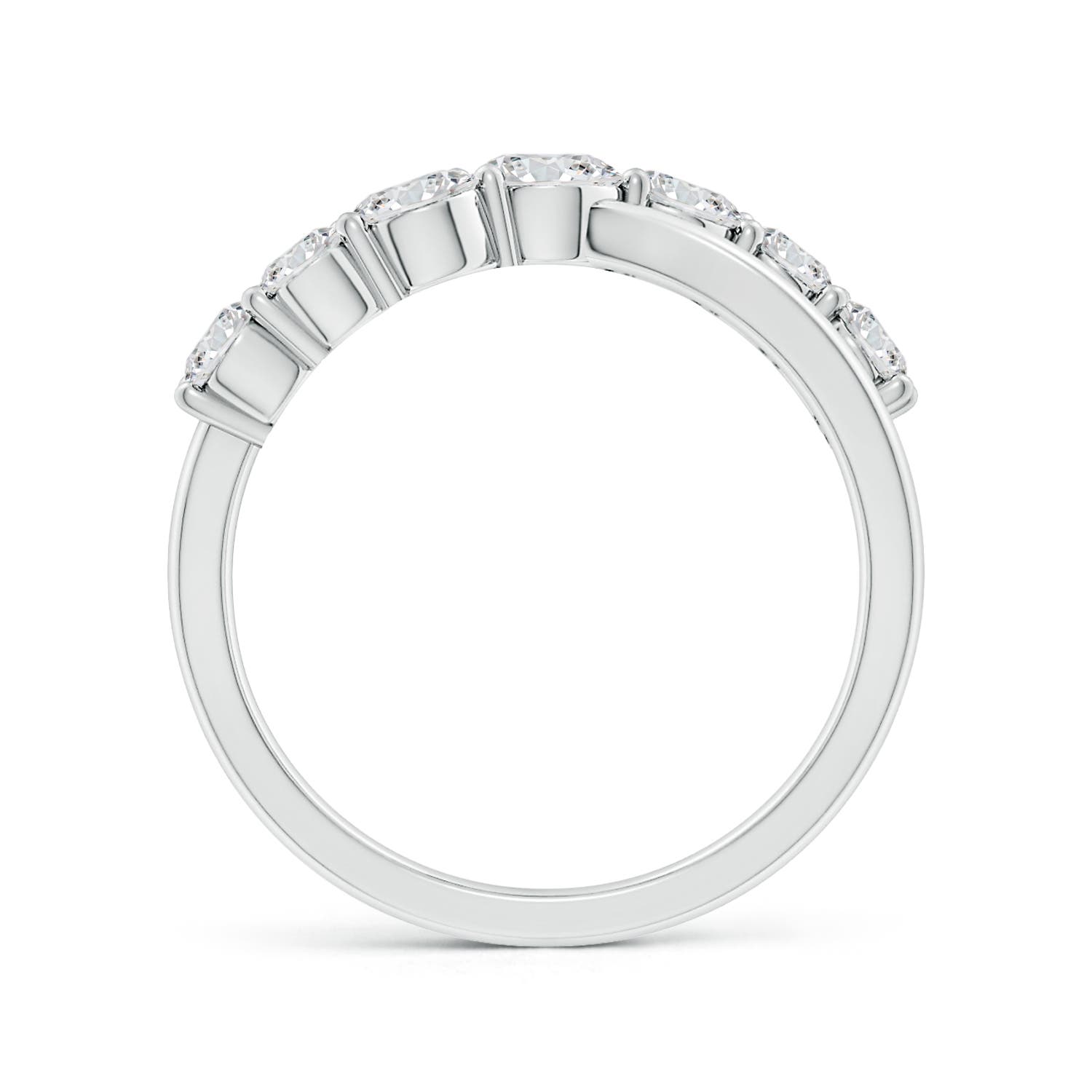 4mm HSI2 Graduated Round Diamond Broad Fashion Band in 18K White Gold
