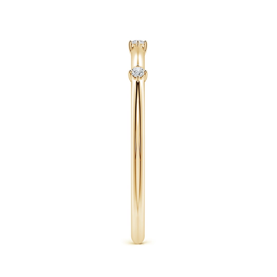 1.5mm HSI2 Round Diamond Three-Stone Station Ring in Yellow Gold - side 3