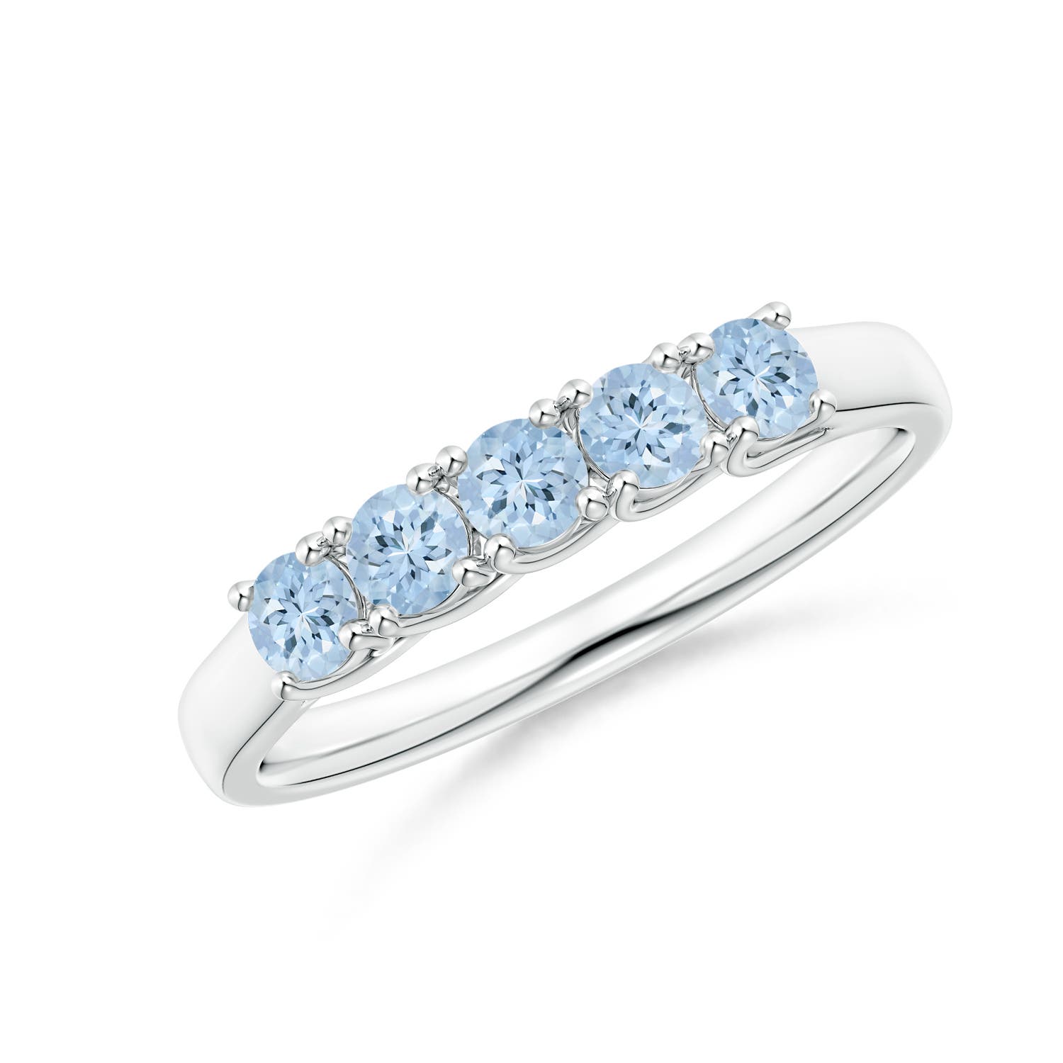 AA - Aquamarine / 0.4 CT / 14 KT White Gold