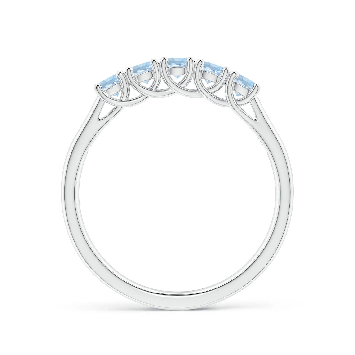 AA - Aquamarine / 0.4 CT / 14 KT White Gold