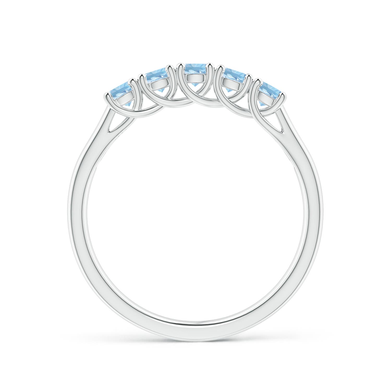 AAA - Aquamarine / 0.4 CT / 14 KT White Gold