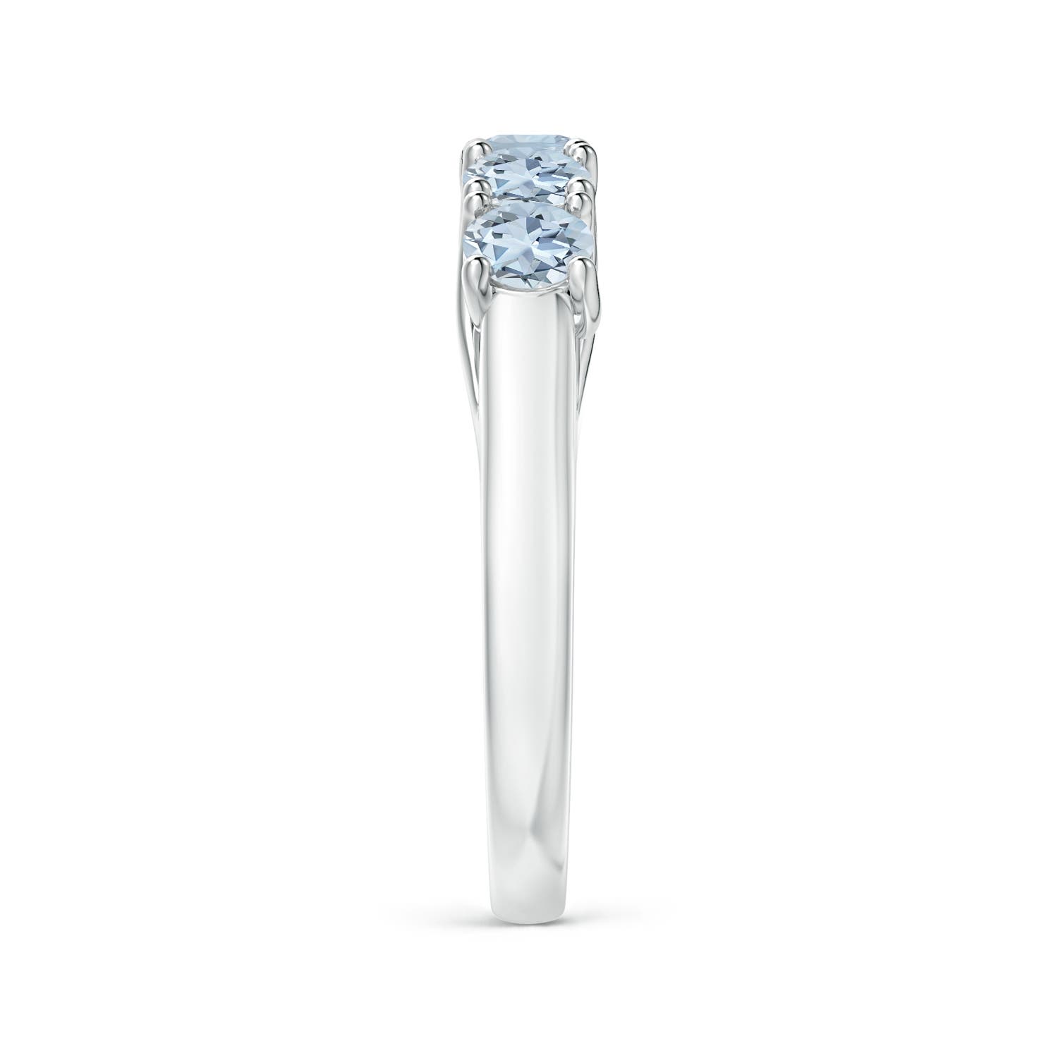 A - Aquamarine / 0.9 CT / 14 KT White Gold