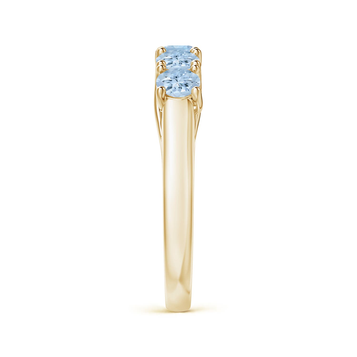 AA - Aquamarine / 0.9 CT / 14 KT Yellow Gold