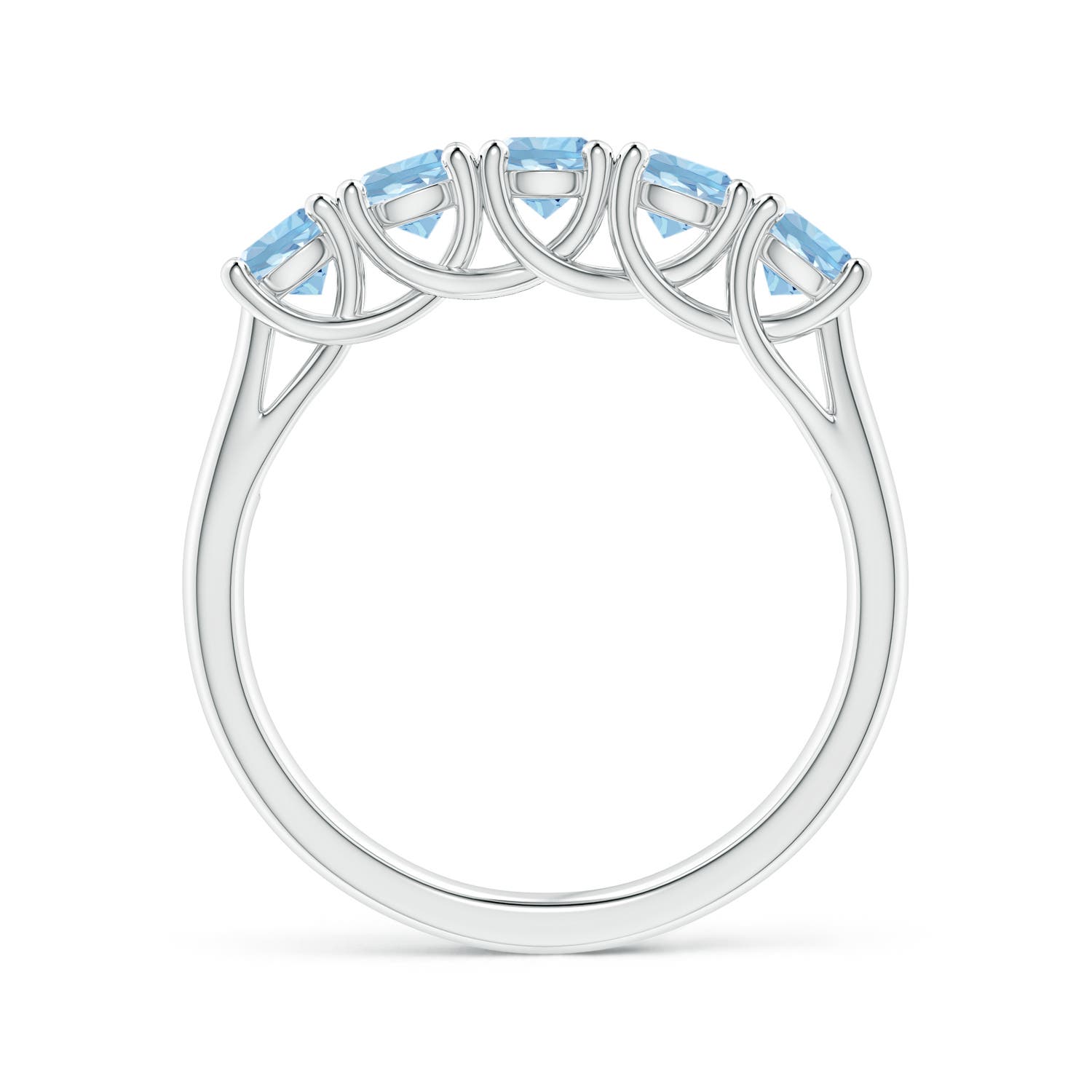 AAA - Aquamarine / 0.9 CT / 14 KT White Gold