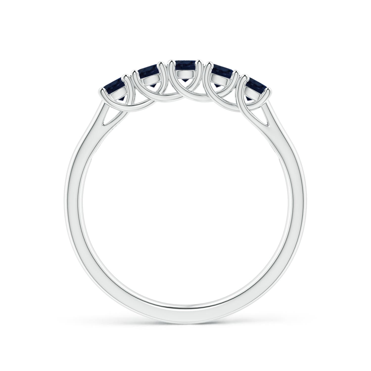 A - Blue Sapphire / 0.6 CT / 14 KT White Gold