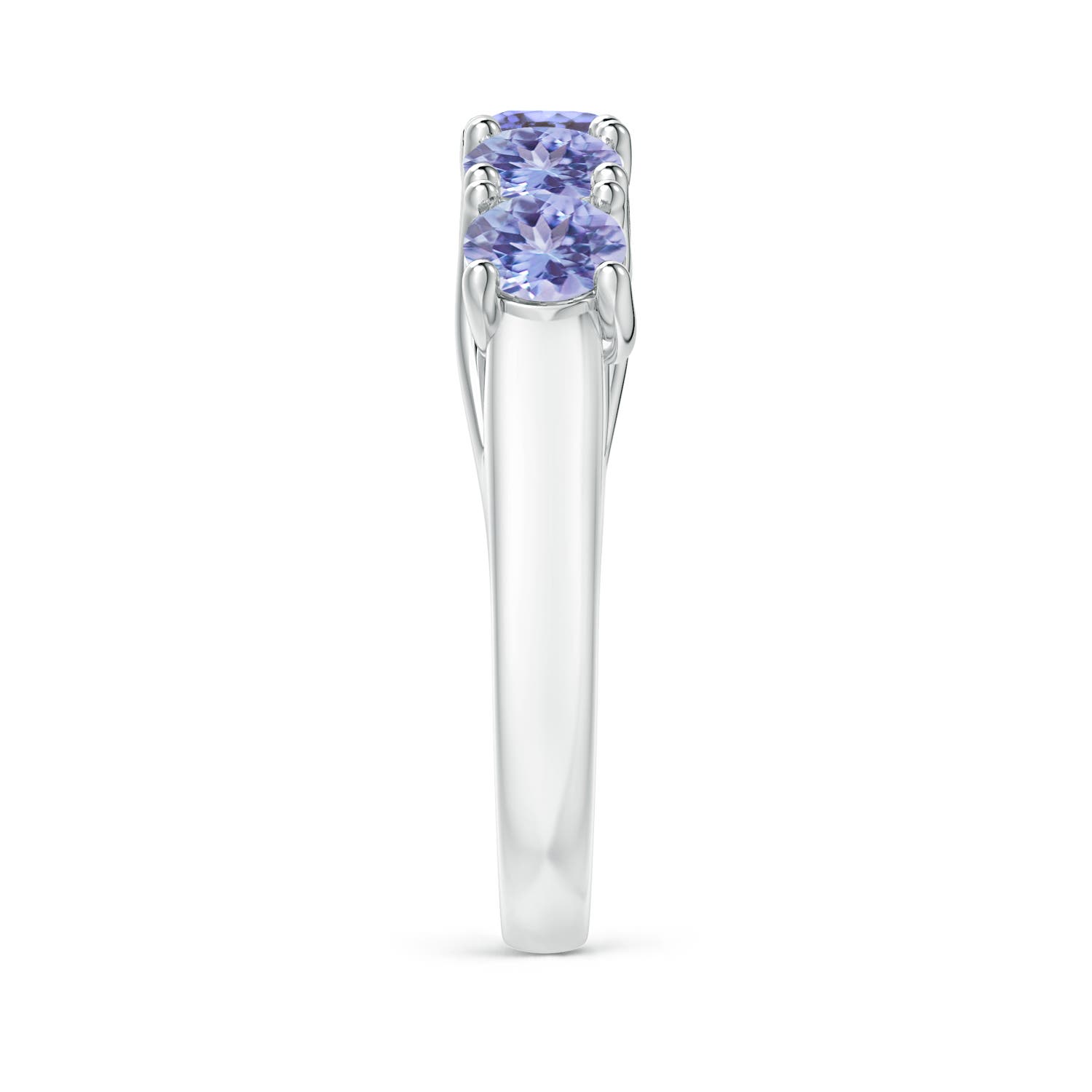 AA - Tanzanite / 1.75 CT / 14 KT White Gold