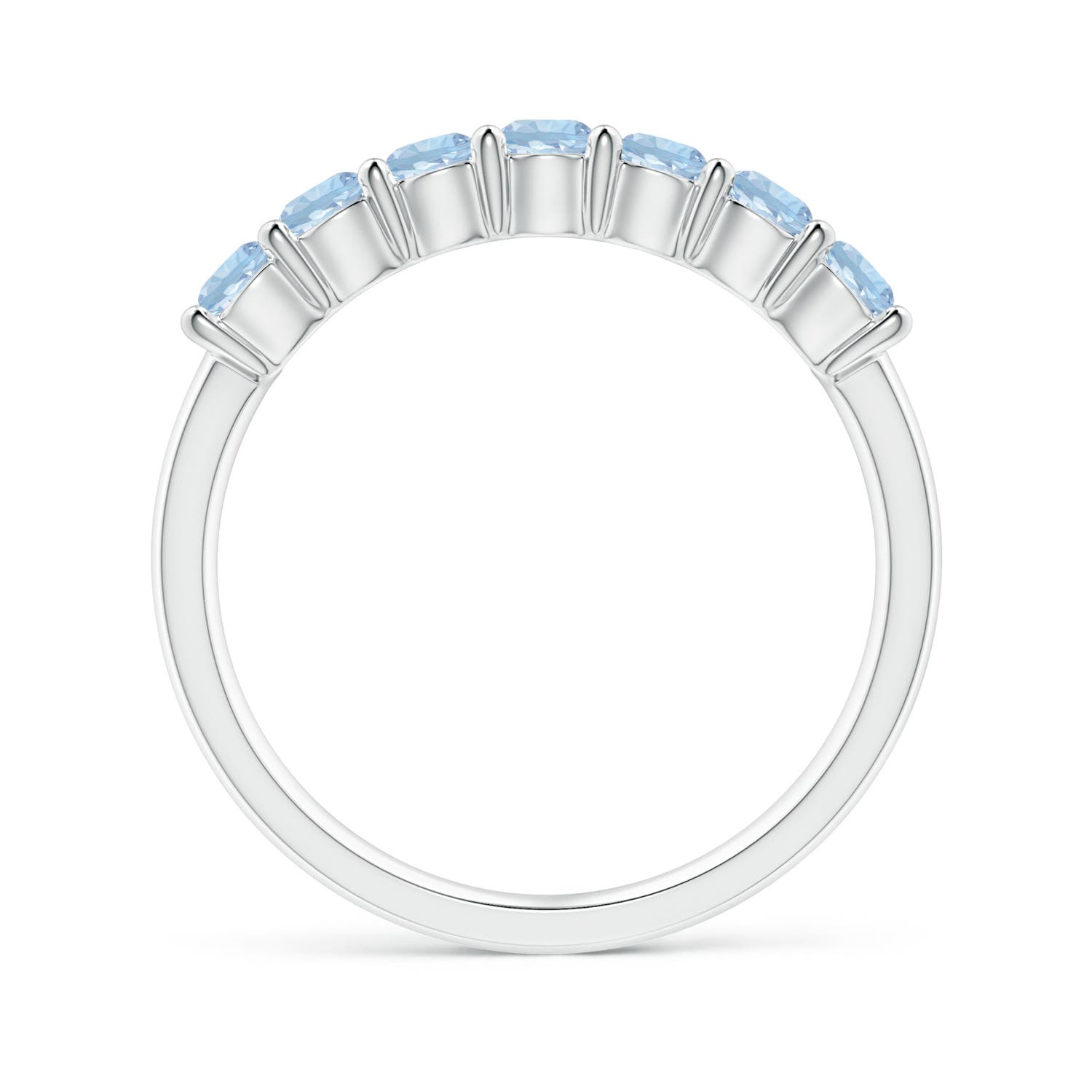 AA - Aquamarine / 0.7 CT / 14 KT White Gold