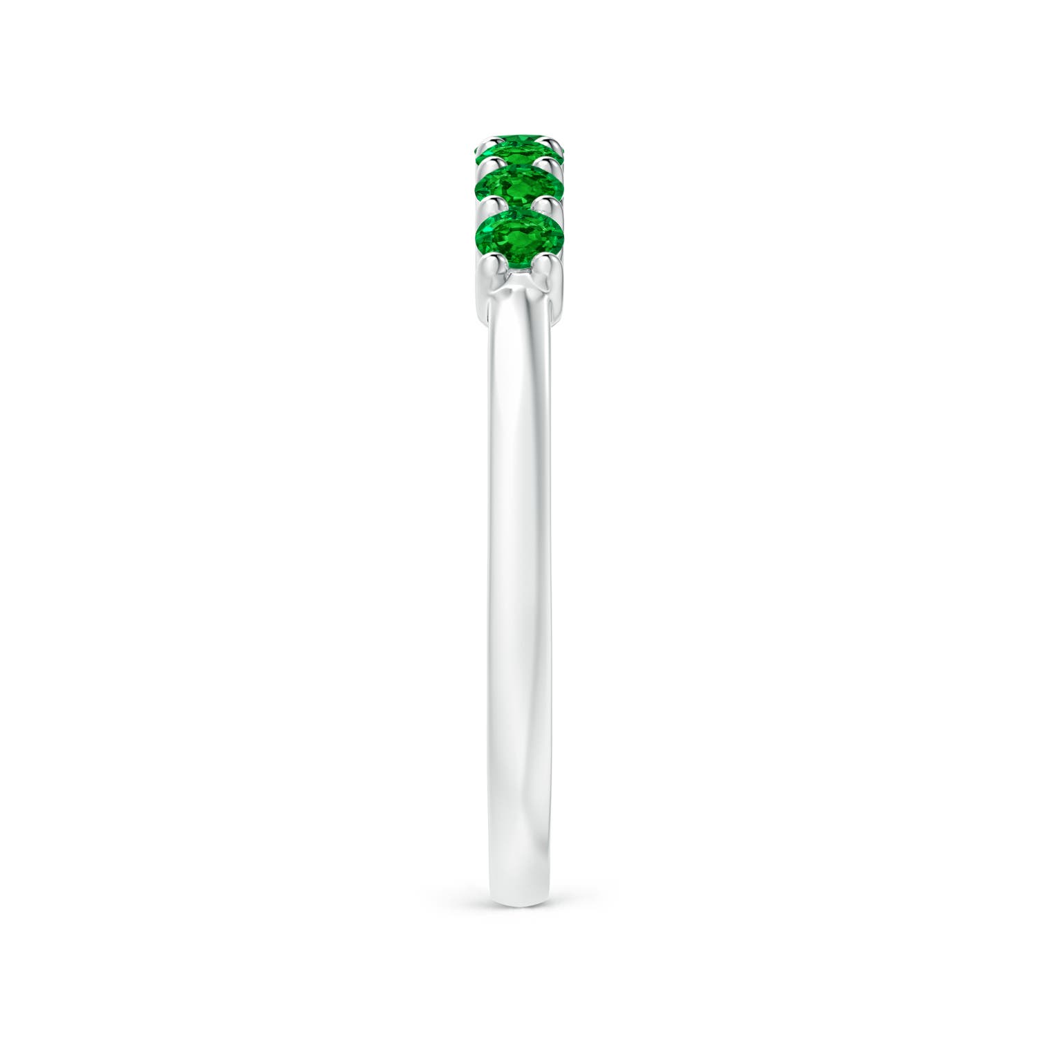 AAAA - Emerald / 0.44 CT / 14 KT White Gold