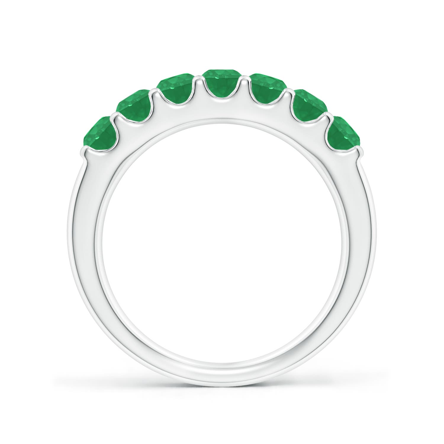 A - Emerald / 0.77 CT / 14 KT White Gold