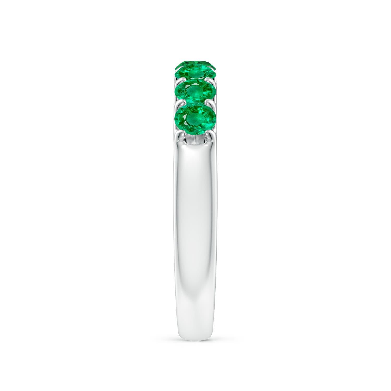 AAA - Emerald / 0.77 CT / 14 KT White Gold