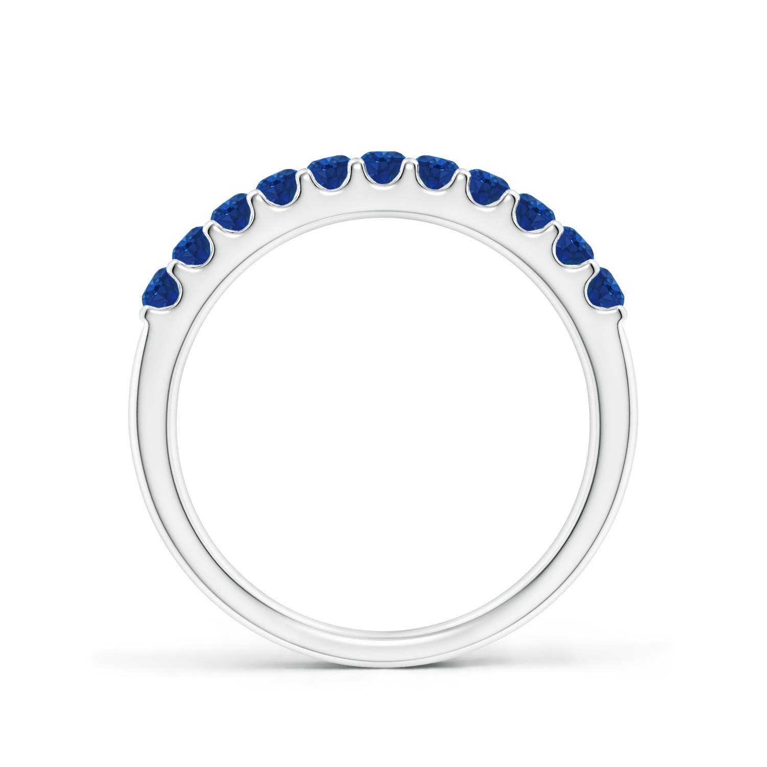 AAA - Blue Sapphire / 0.61 CT / 14 KT White Gold