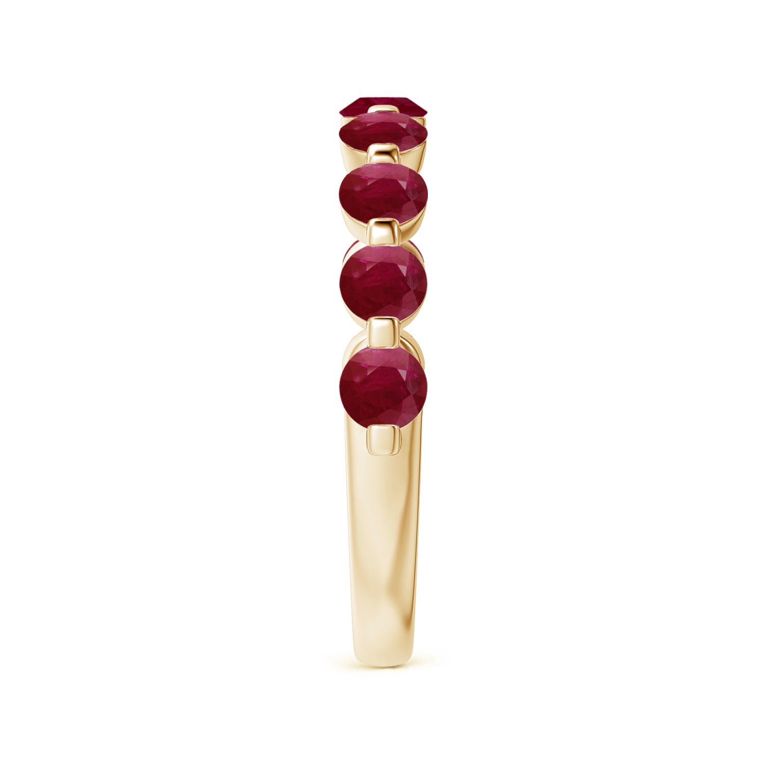 A - Ruby / 1.35 CT / 14 KT Yellow Gold