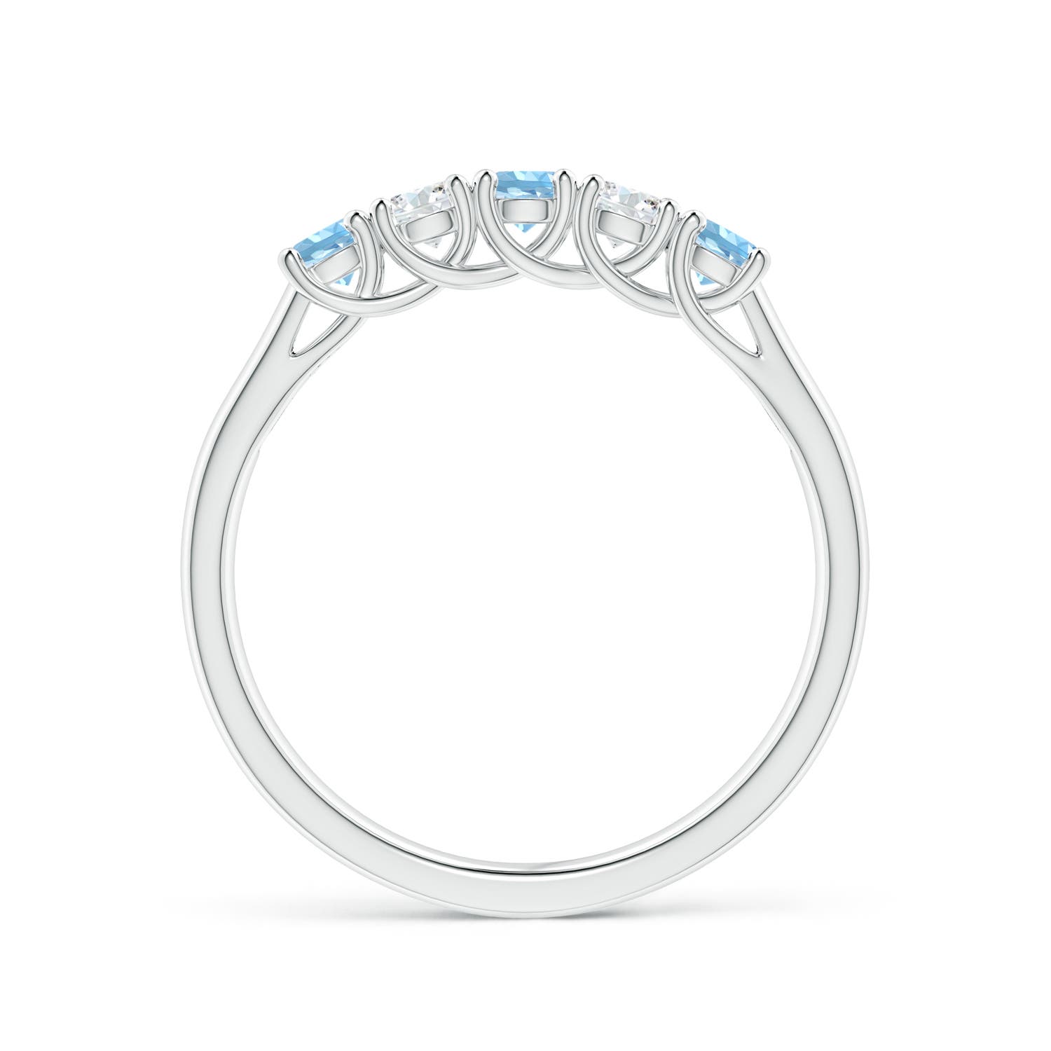 AAAA - Aquamarine / 0.41 CT / 14 KT White Gold