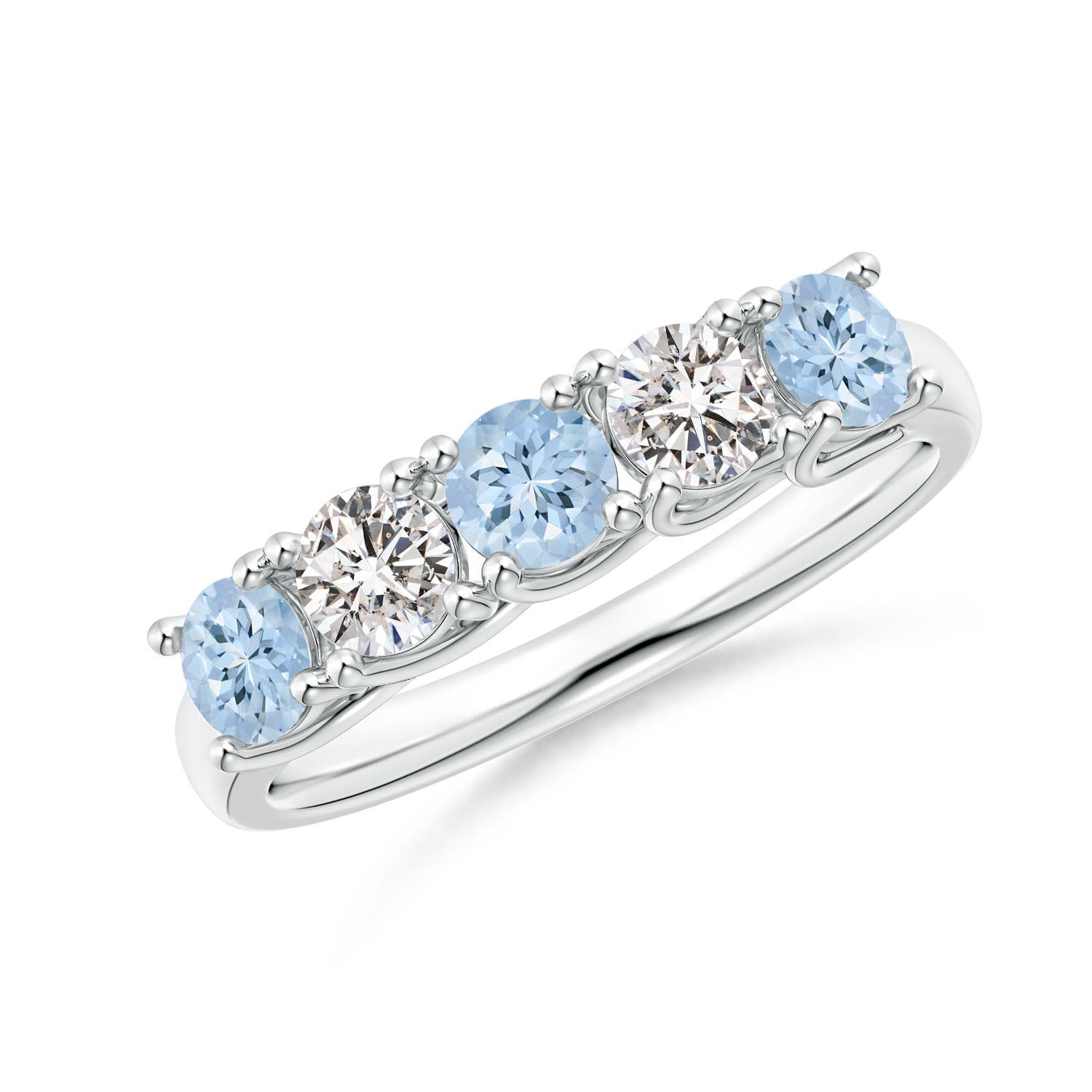 AA - Aquamarine / 0.94 CT / 14 KT White Gold