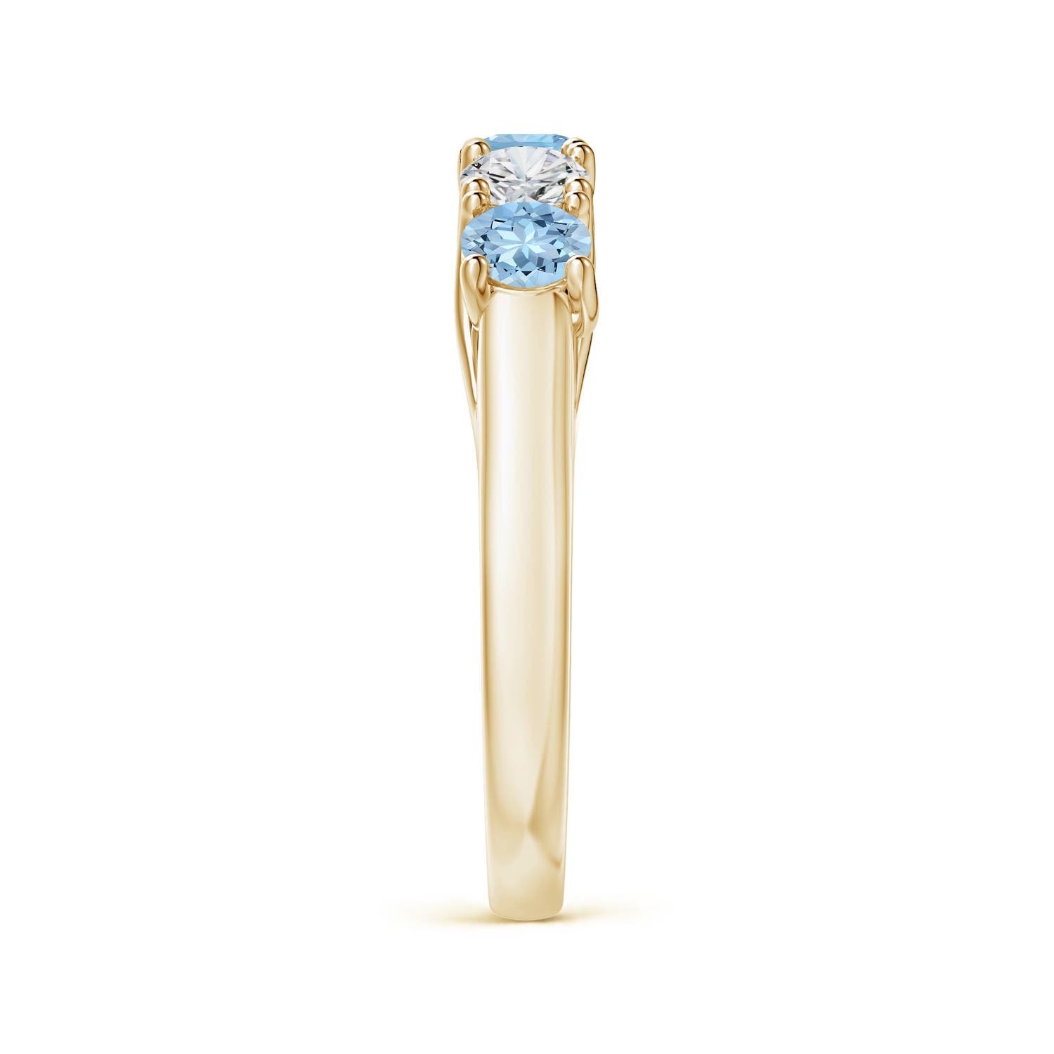 AAA - Aquamarine / 0.94 CT / 14 KT Yellow Gold