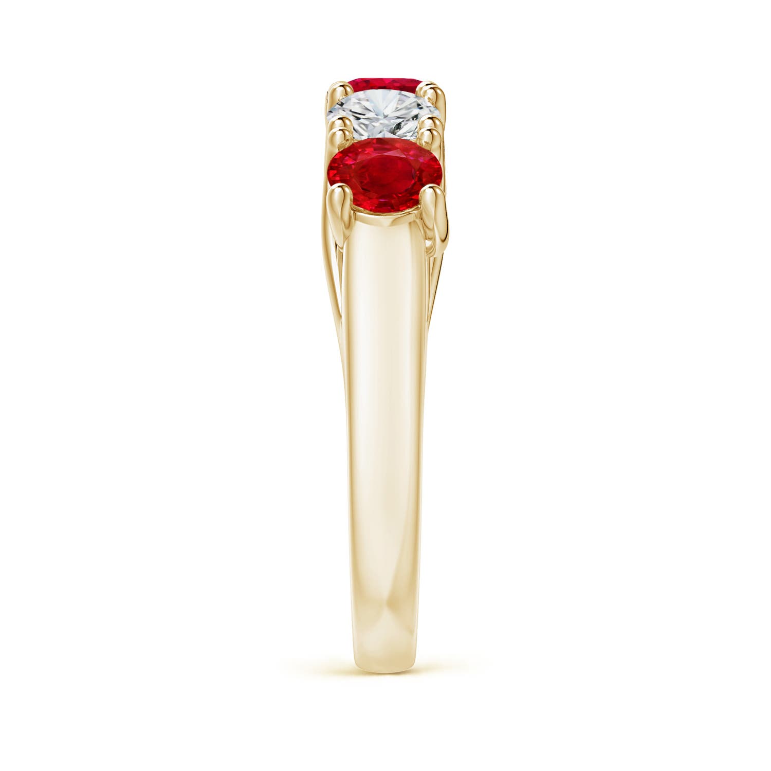 AAA - Ruby / 2.02 CT / 14 KT Yellow Gold