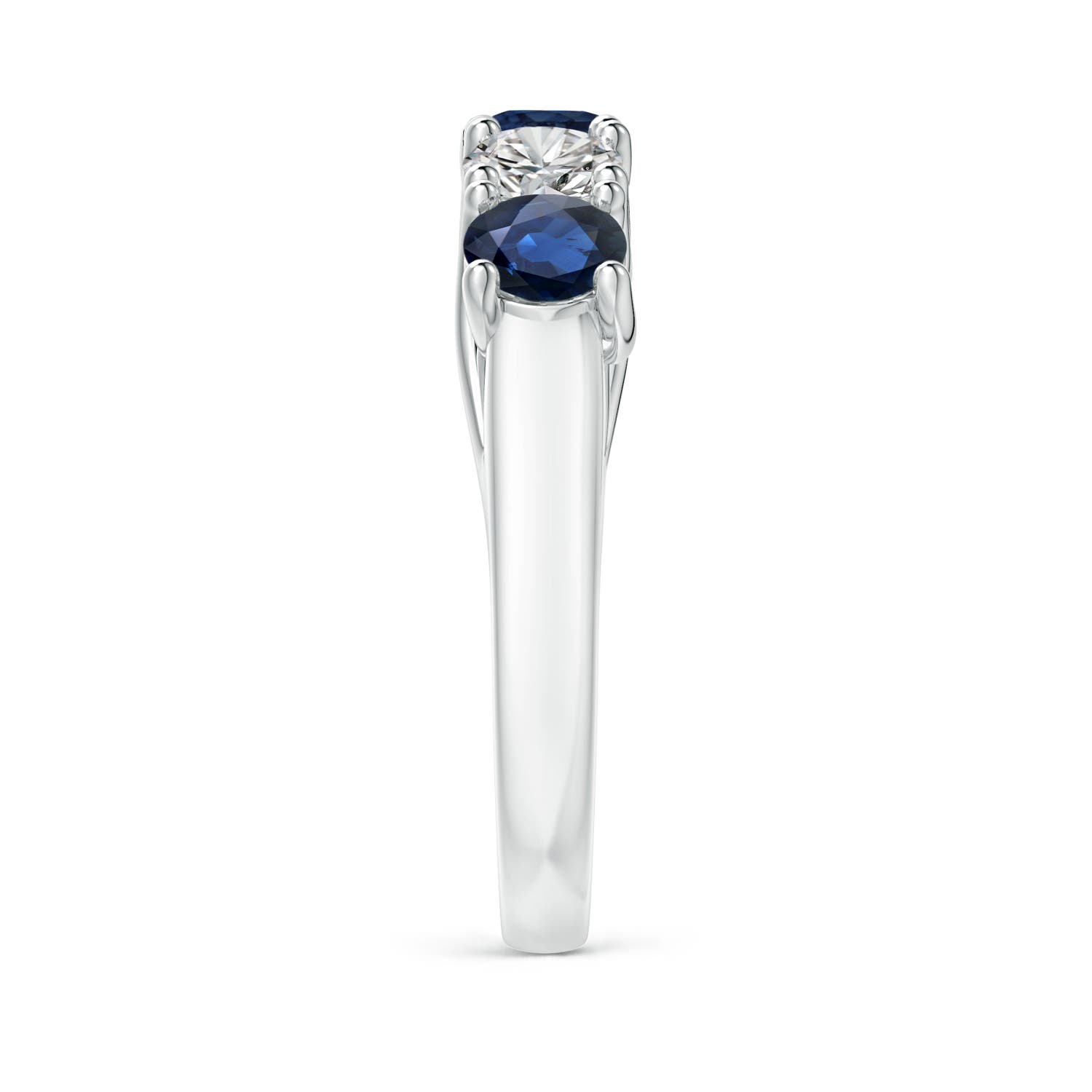 AA - Blue Sapphire / 2.05 CT / 14 KT White Gold