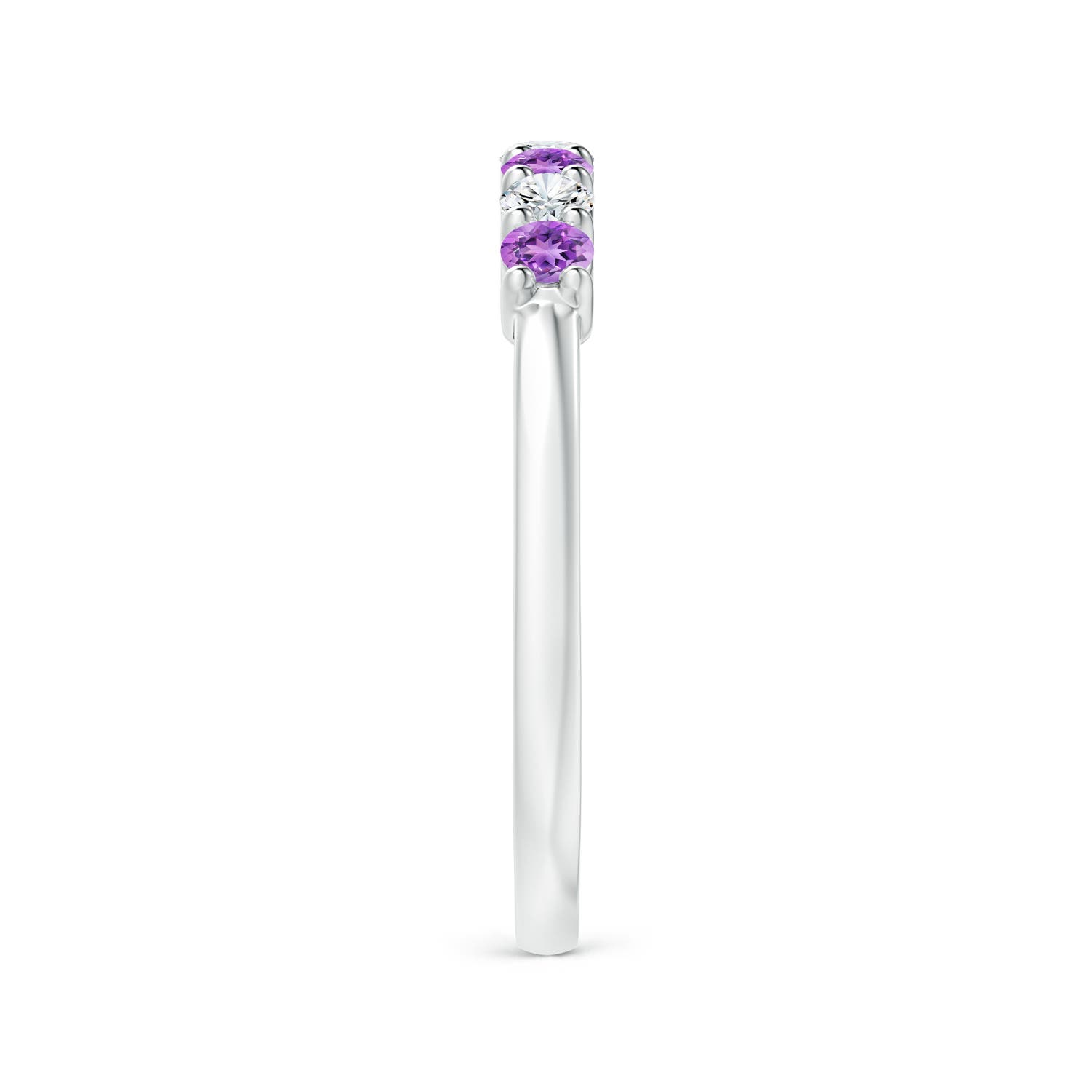 AAAA - Amethyst / 0.45 CT / 14 KT White Gold