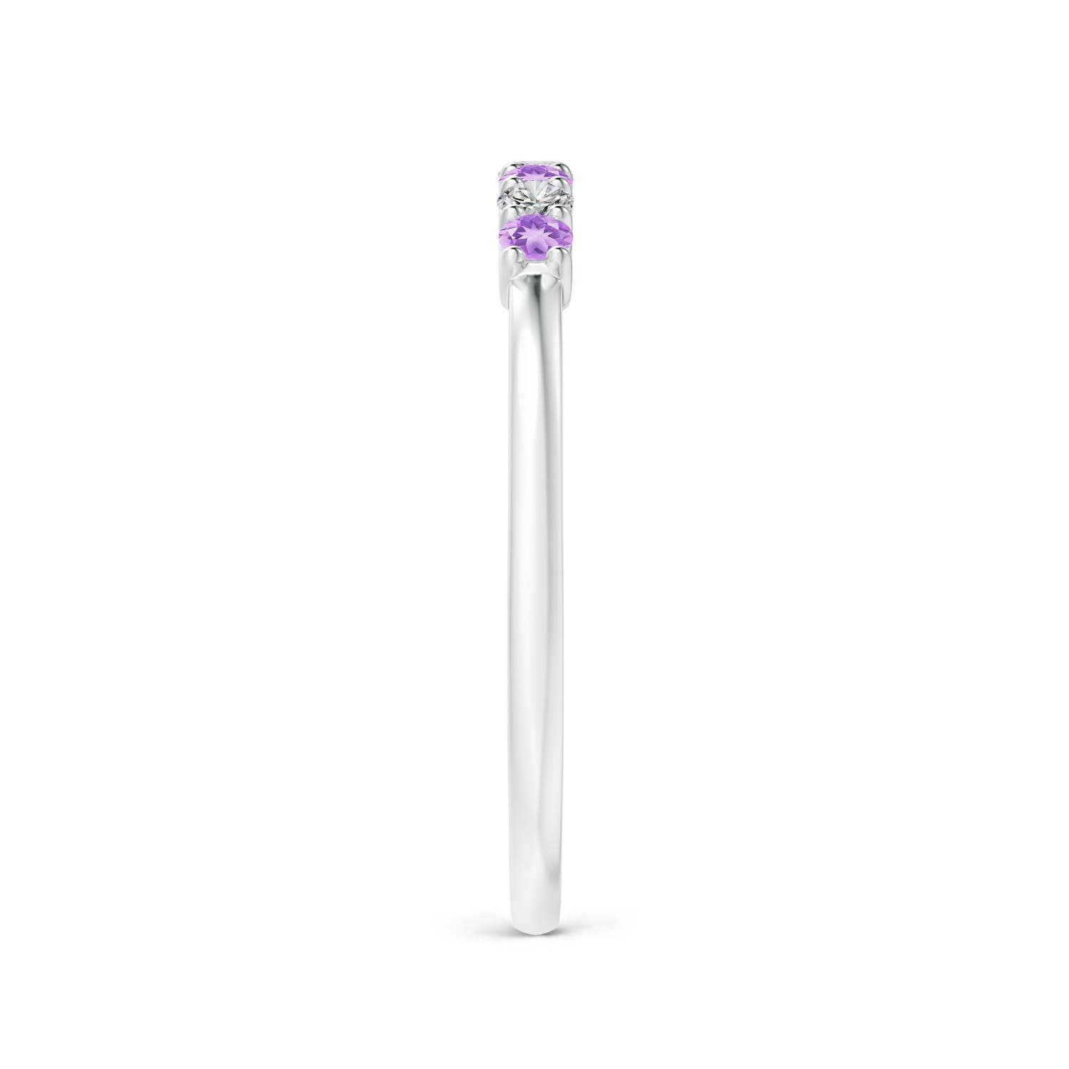 AA - Amethyst / 0.23 CT / 14 KT White Gold