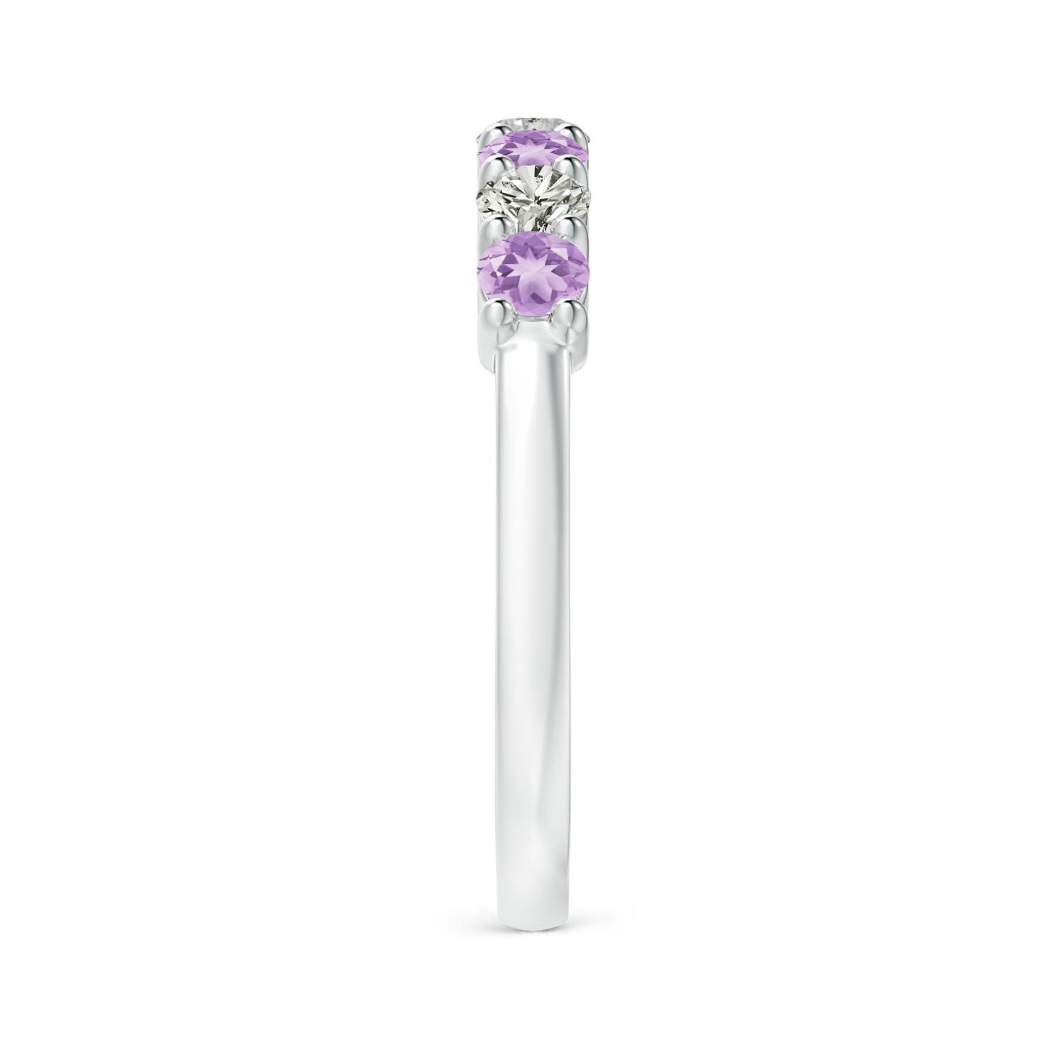 A - Amethyst / 0.72 CT / 14 KT White Gold