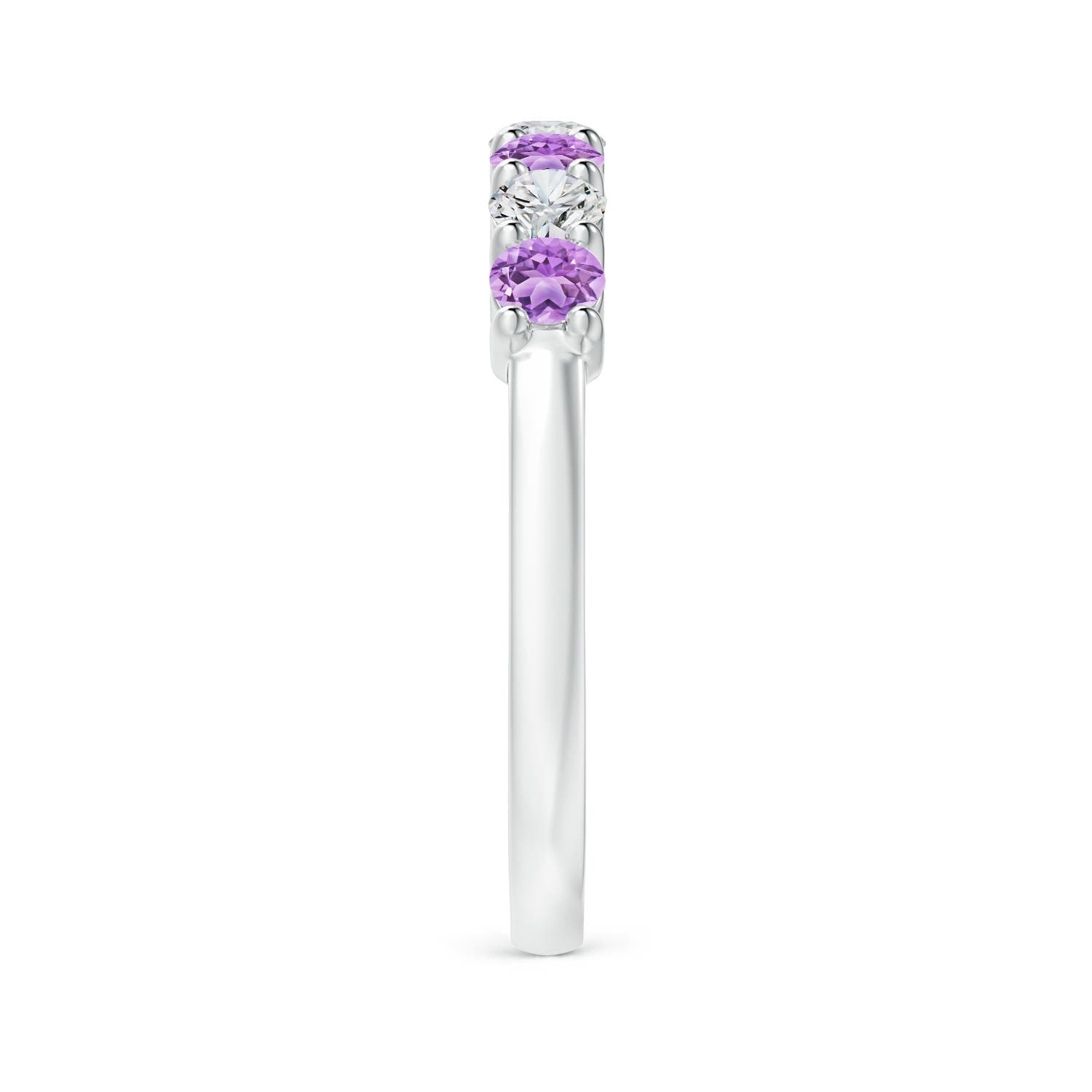 AAA - Amethyst / 0.72 CT / 14 KT White Gold