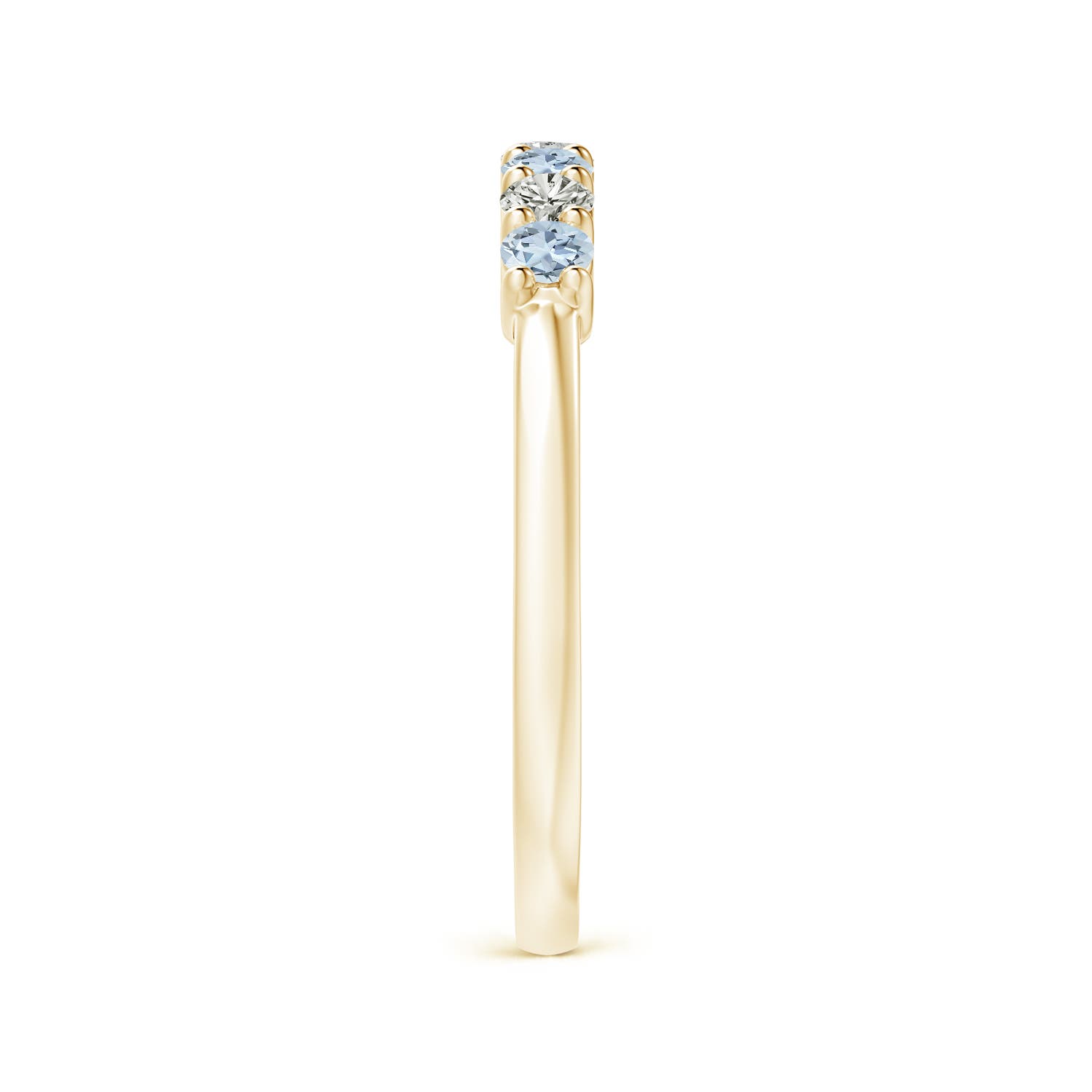 A - Aquamarine / 0.45 CT / 14 KT Yellow Gold