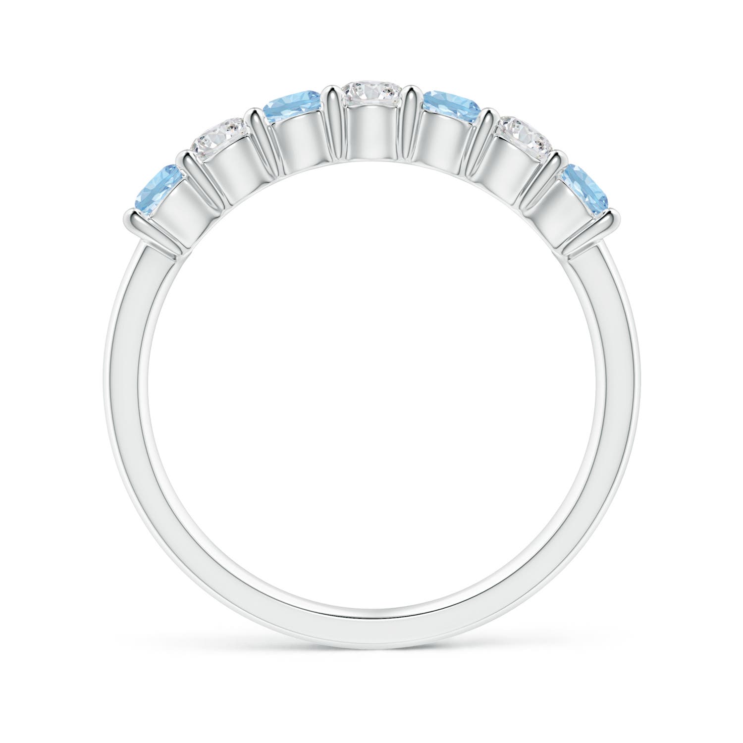 AAA - Aquamarine / 0.72 CT / 14 KT White Gold