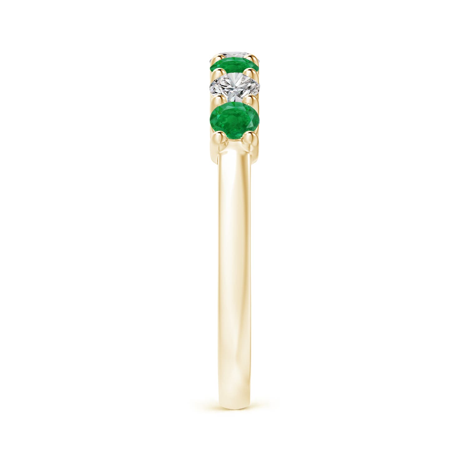 AA - Emerald / 0.72 CT / 14 KT Yellow Gold