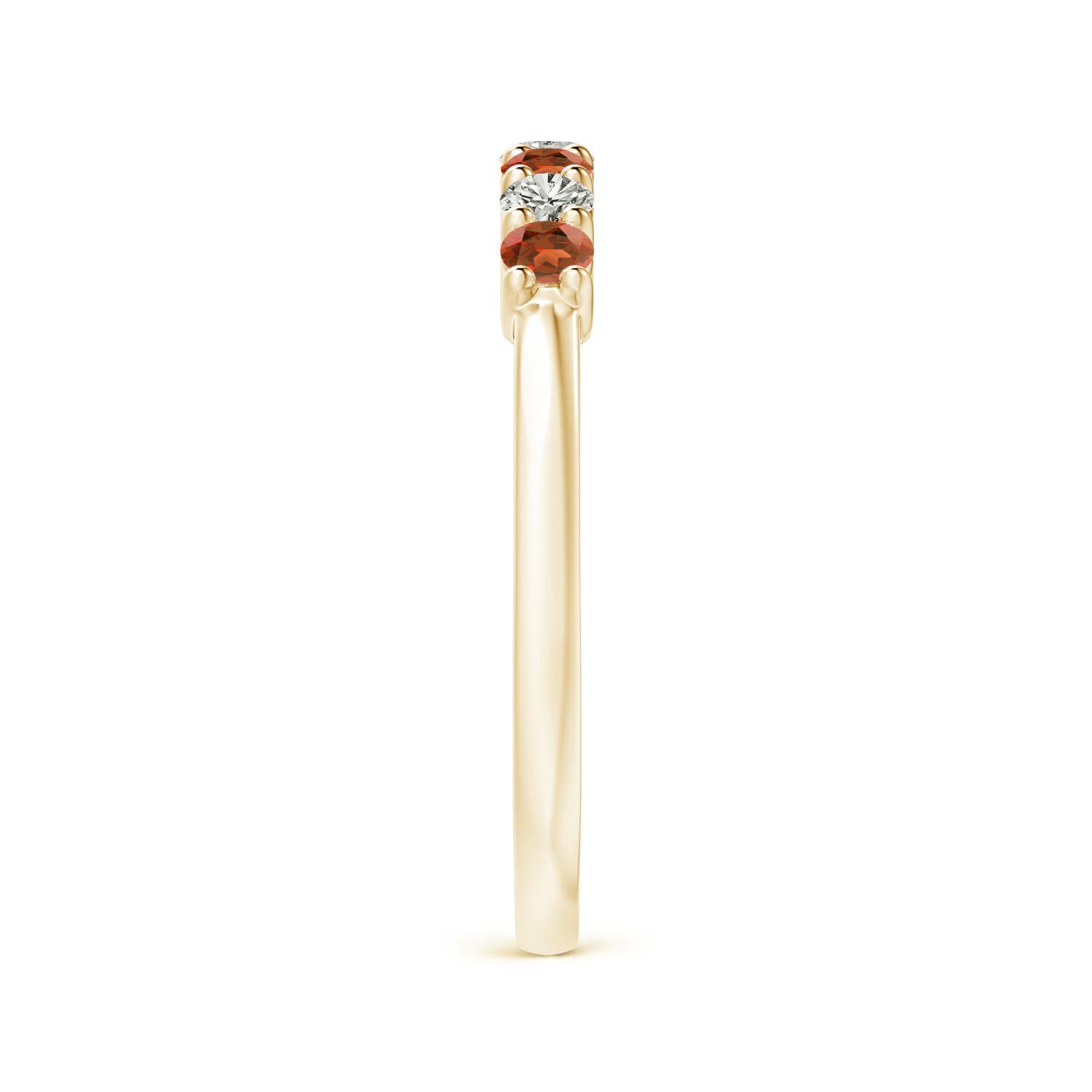 A - Garnet / 0.53 CT / 14 KT Yellow Gold