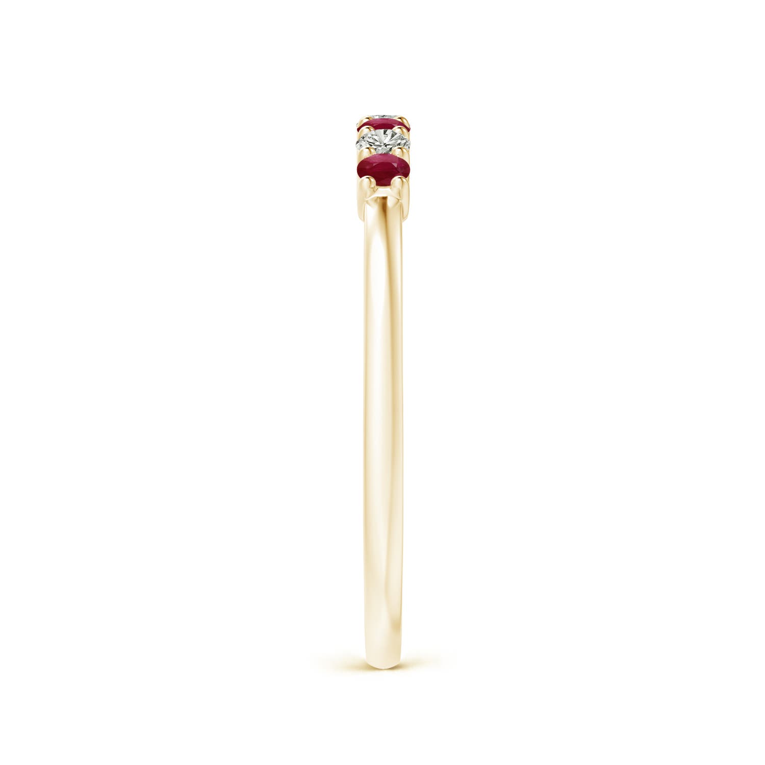 A - Ruby / 0.31 CT / 14 KT Yellow Gold