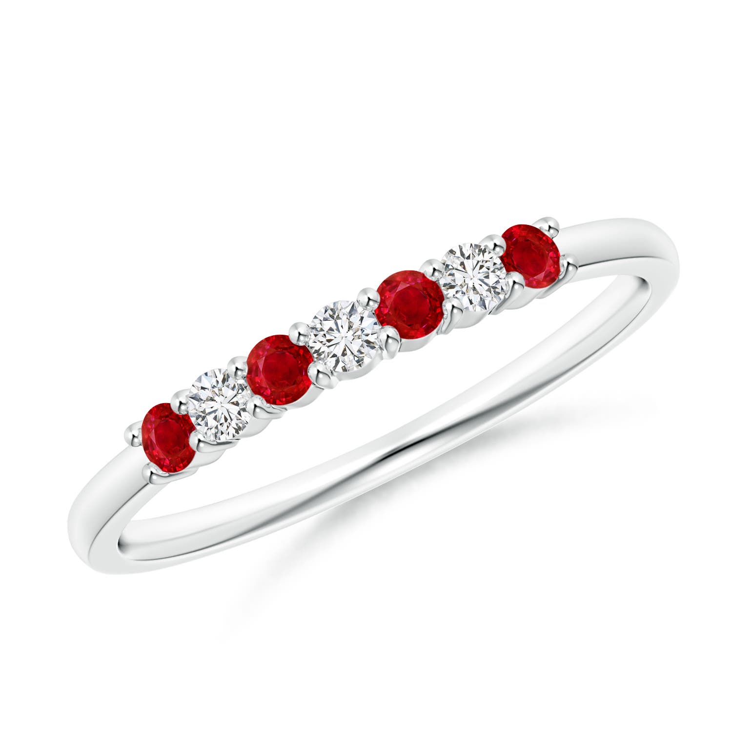 AAA - Ruby / 0.31 CT / 14 KT White Gold