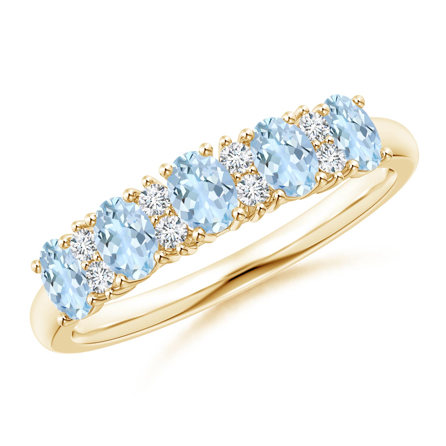 AA - Aquamarine / 0.86 CT / 14 KT Yellow Gold