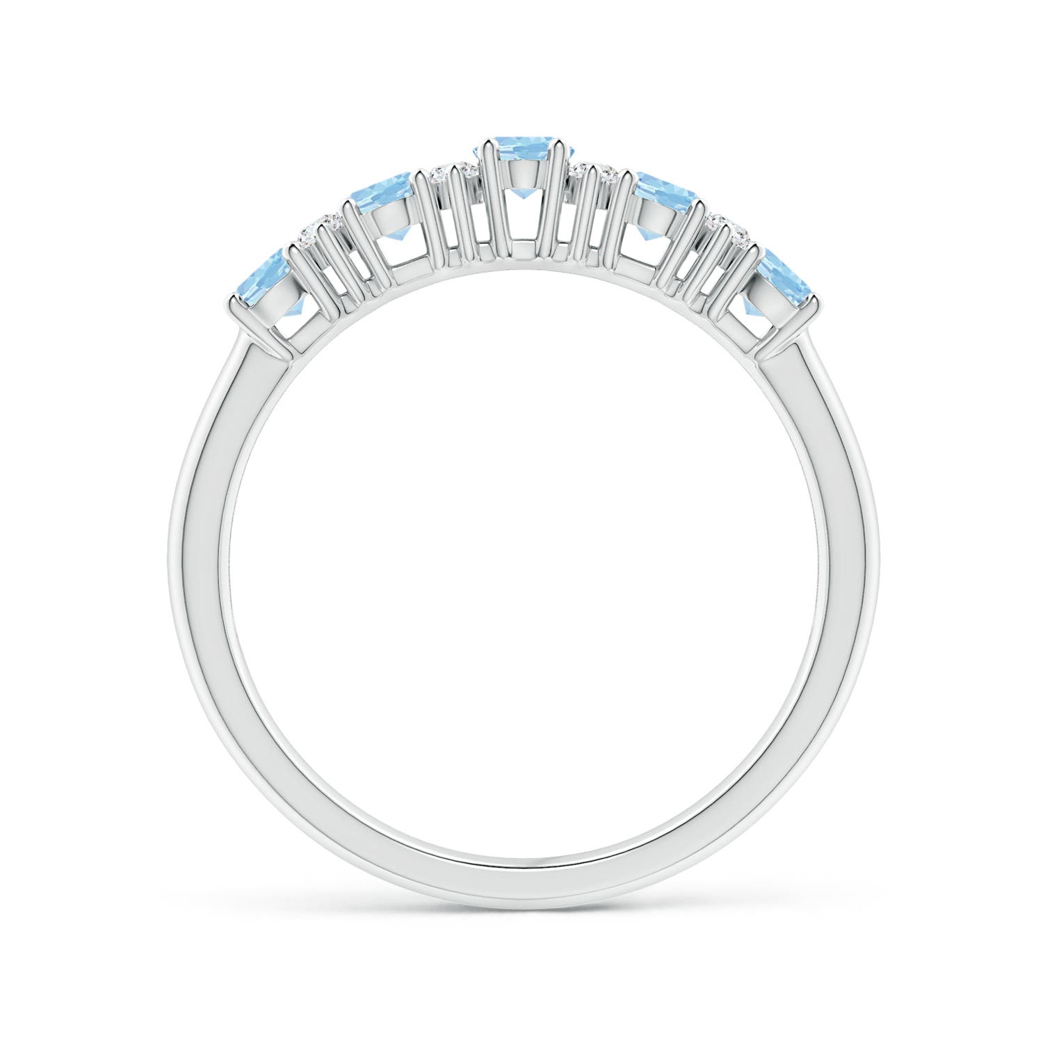 AAA - Aquamarine / 0.86 CT / 14 KT White Gold