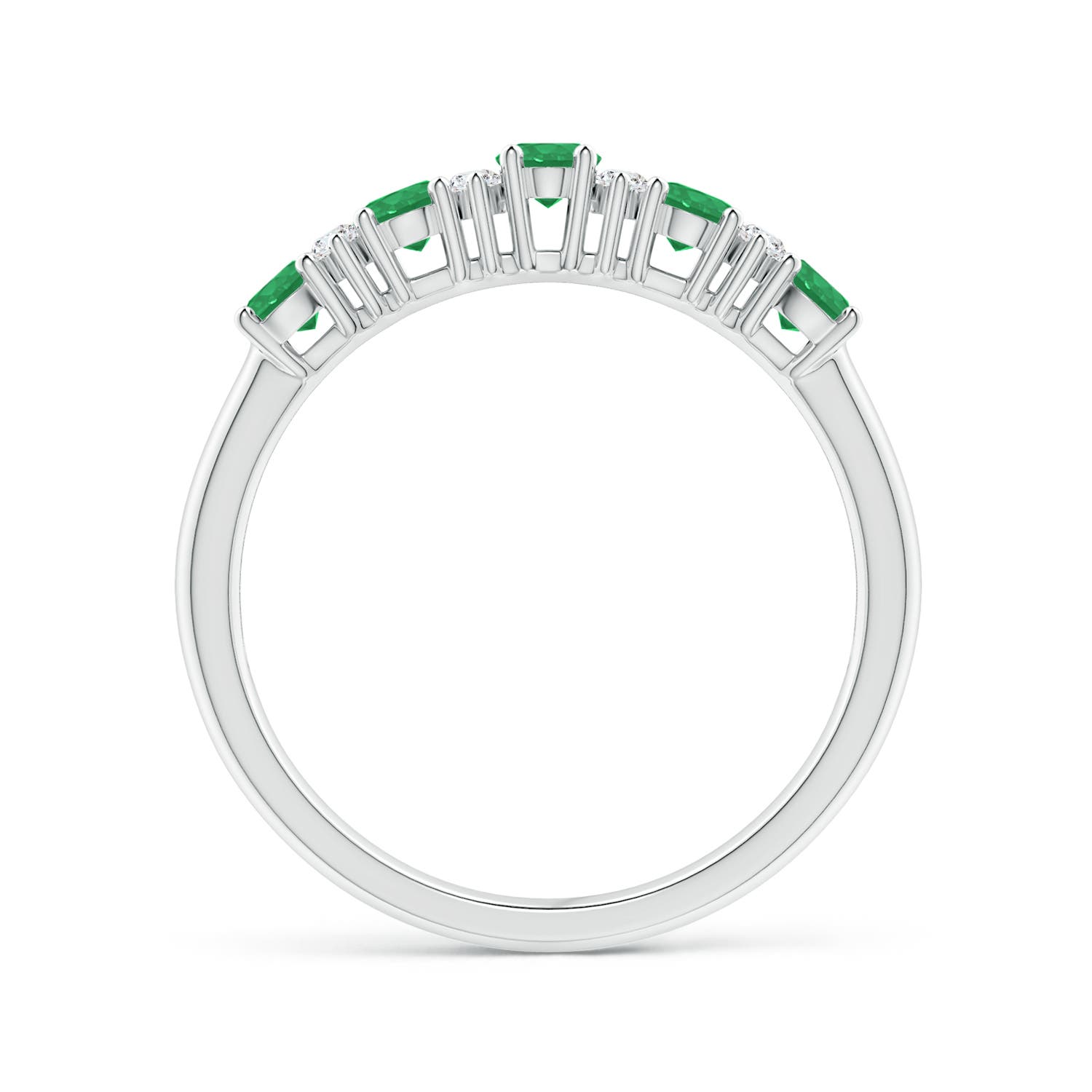 A - Emerald / 0.71 CT / 14 KT White Gold