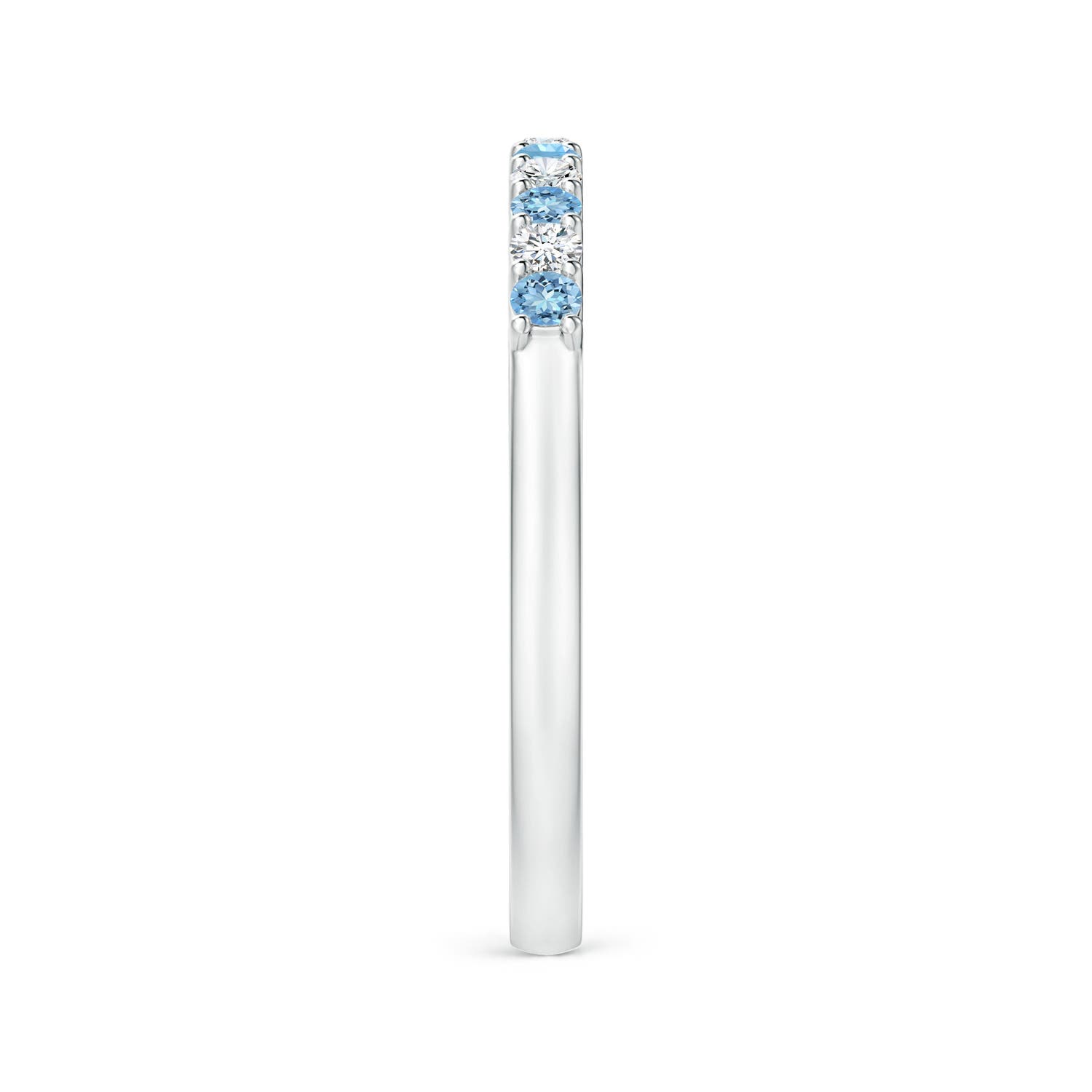 AAAA - Aquamarine / 0.36 CT / 14 KT White Gold