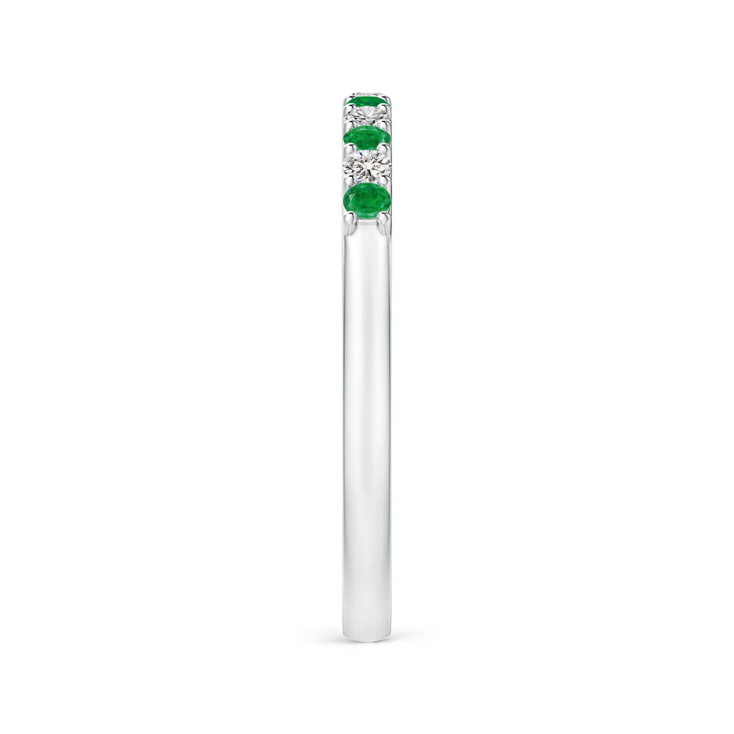 AA - Emerald / 0.45 CT / 14 KT White Gold