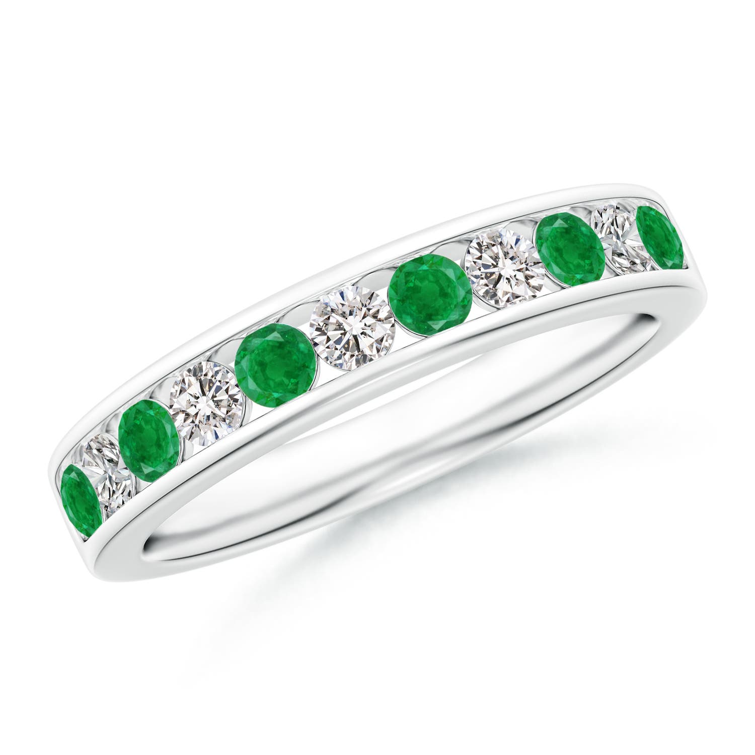 AA - Emerald / 0.72 CT / 14 KT White Gold