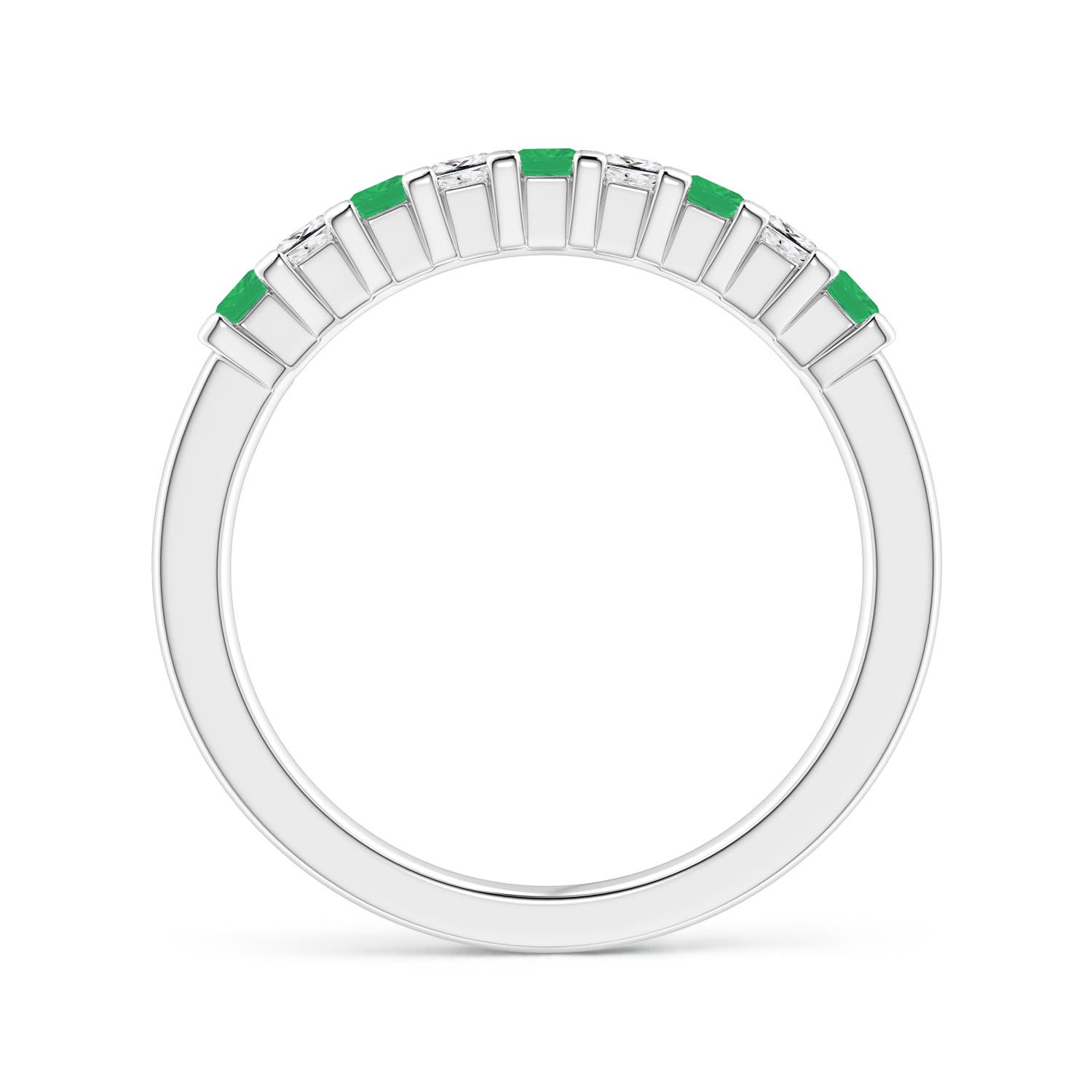 A - Emerald / 0.53 CT / 14 KT White Gold