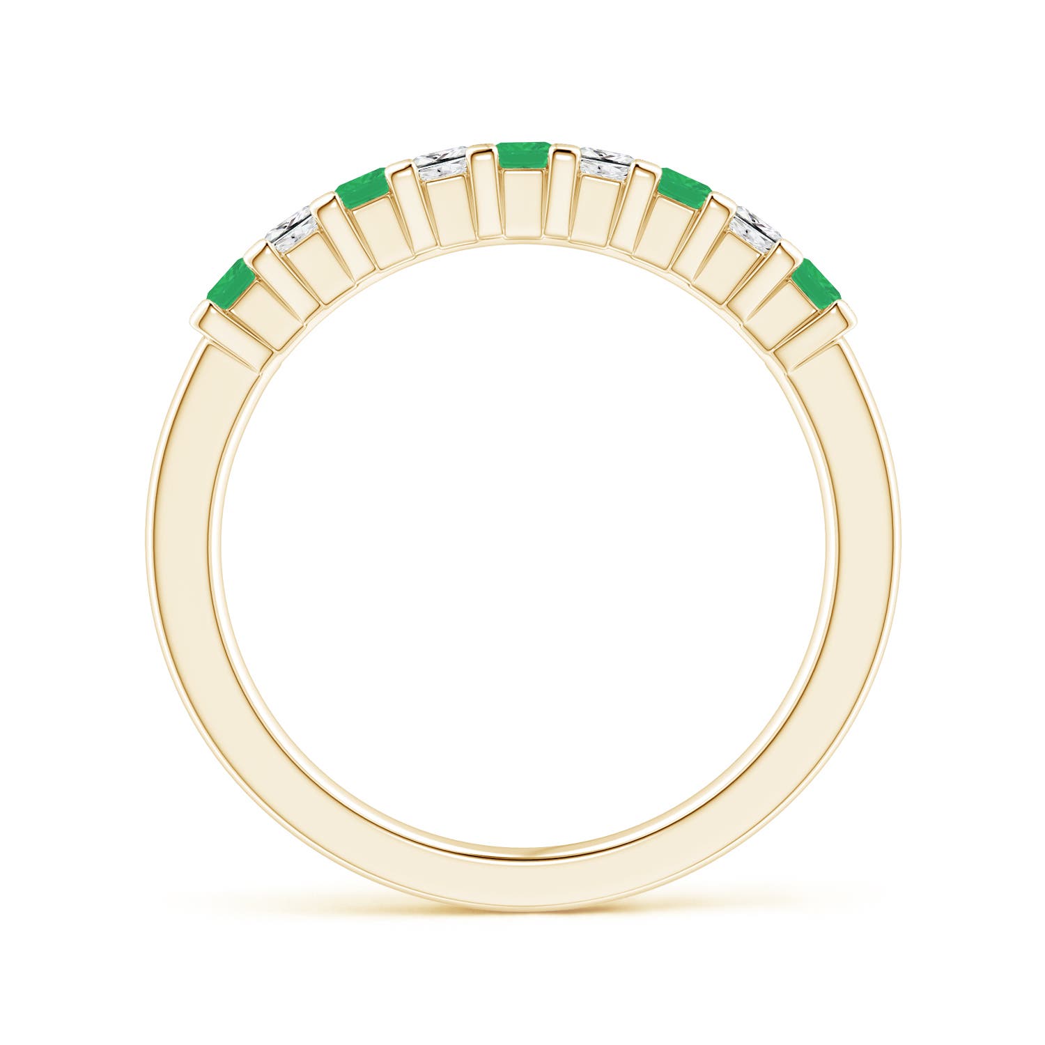 A - Emerald / 0.53 CT / 14 KT Yellow Gold