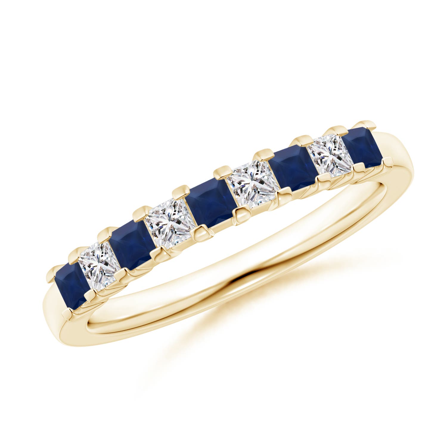 A - Blue Sapphire / 0.68 CT / 14 KT Yellow Gold