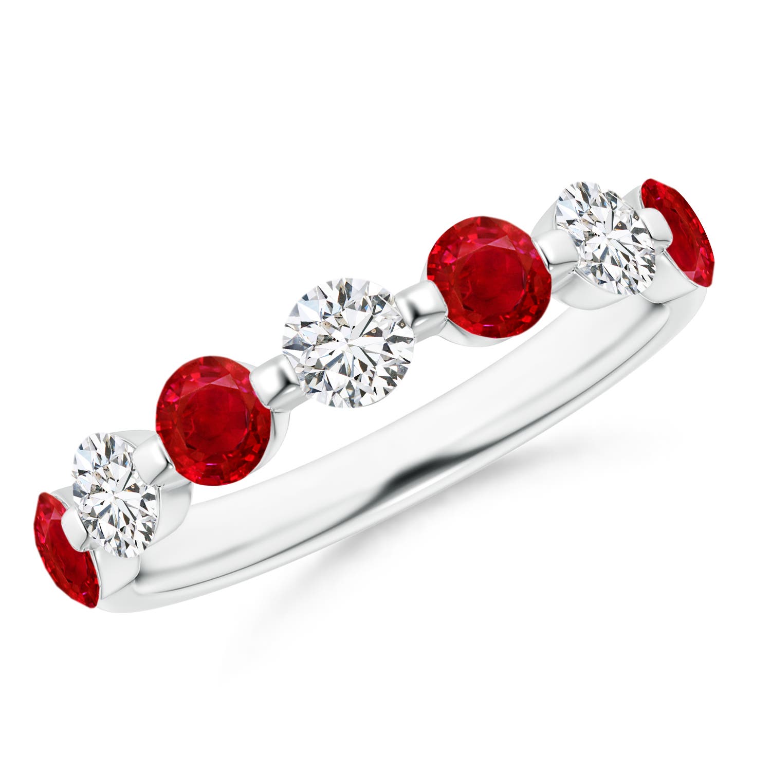 AAA - Ruby / 1.53 CT / 14 KT White Gold