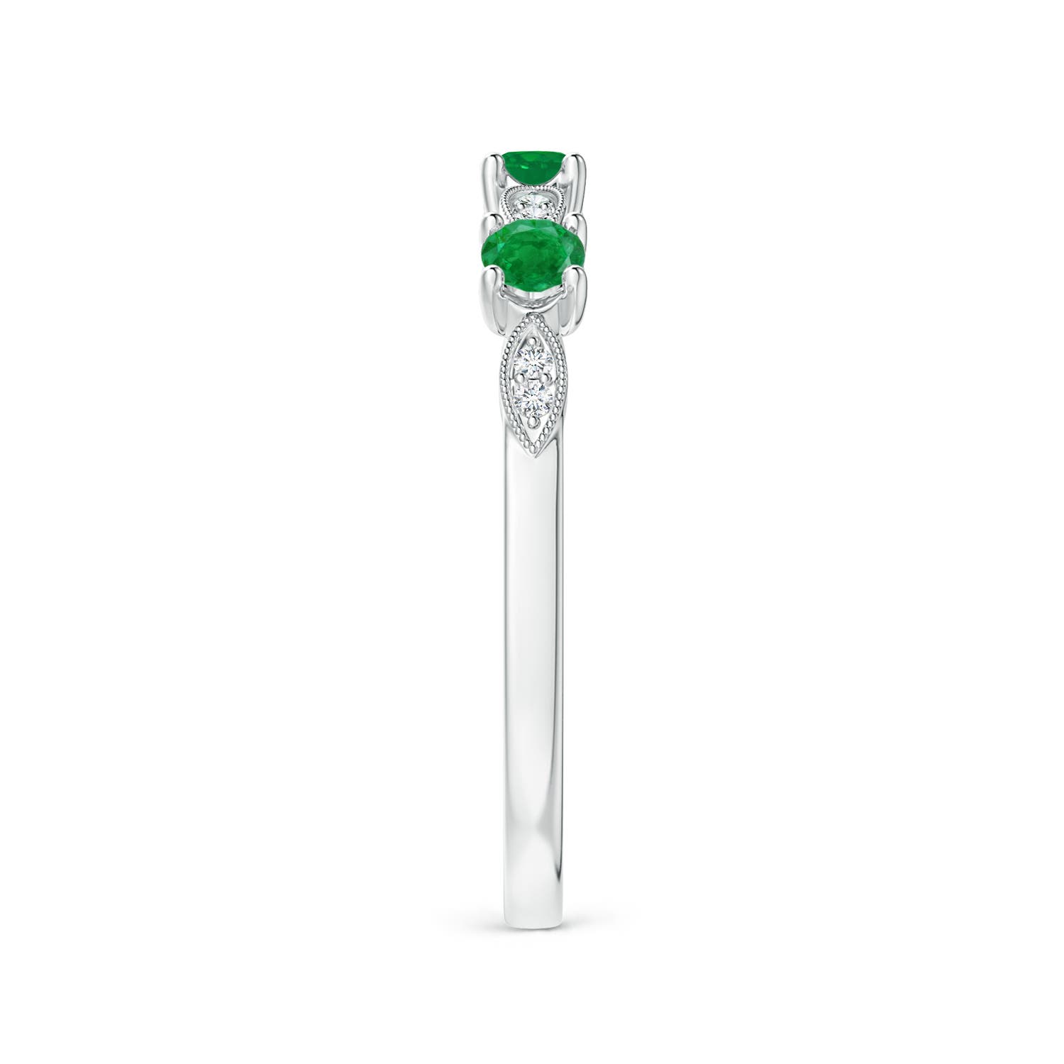 AA - Emerald / 0.28 CT / 14 KT White Gold