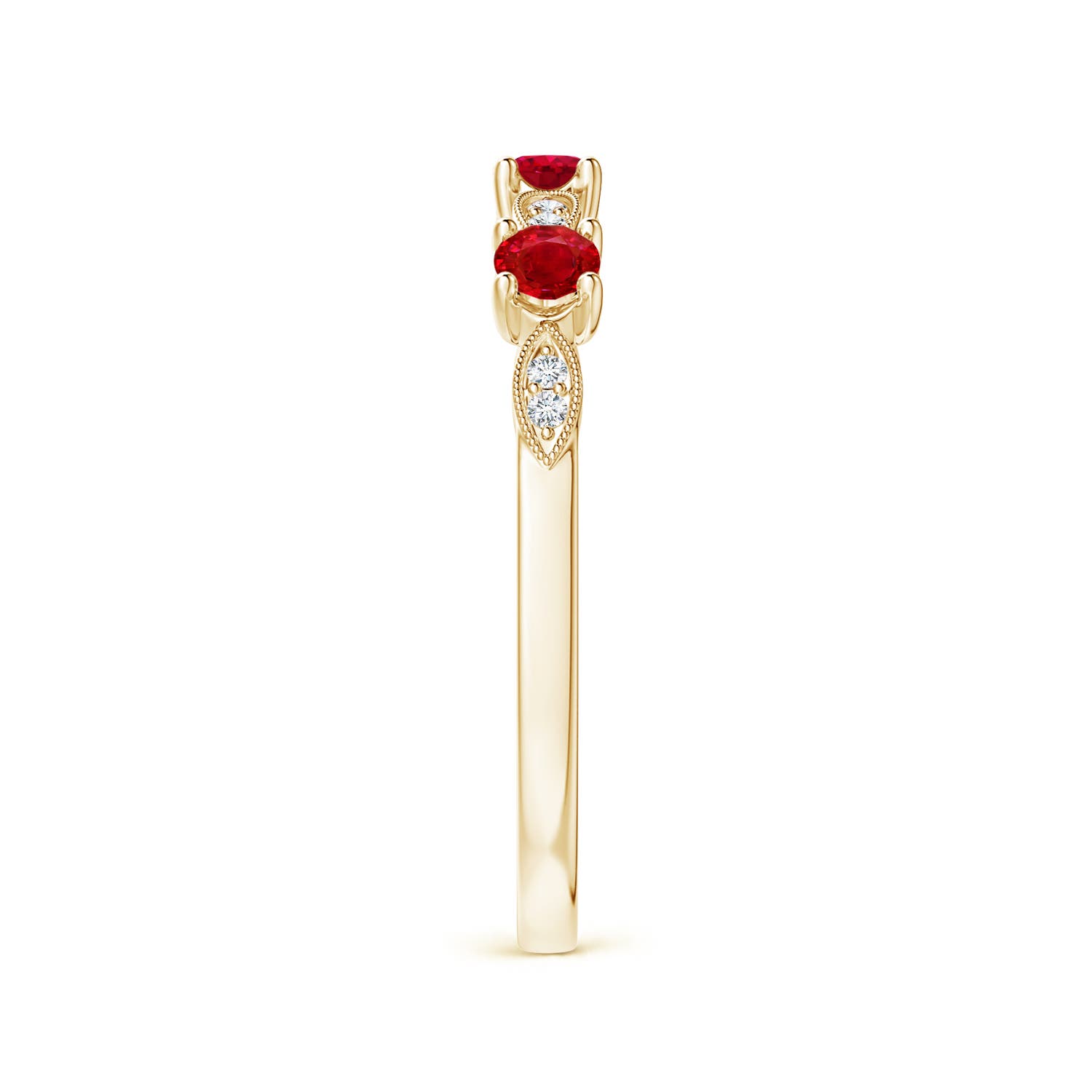 AAA - Ruby / 0.34 CT / 14 KT Yellow Gold